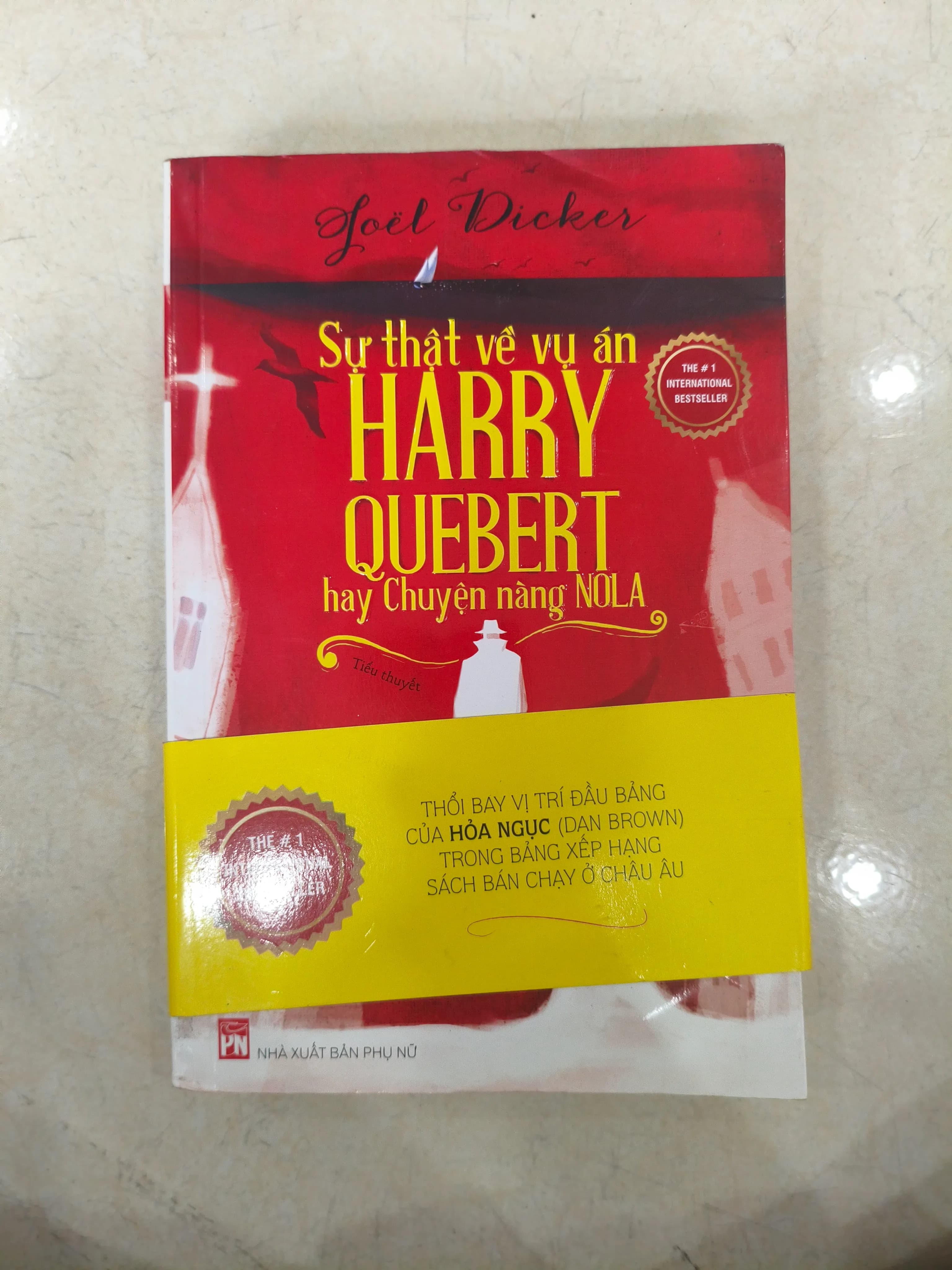 Sự thật về vụ án Harry Quebert - Image 1