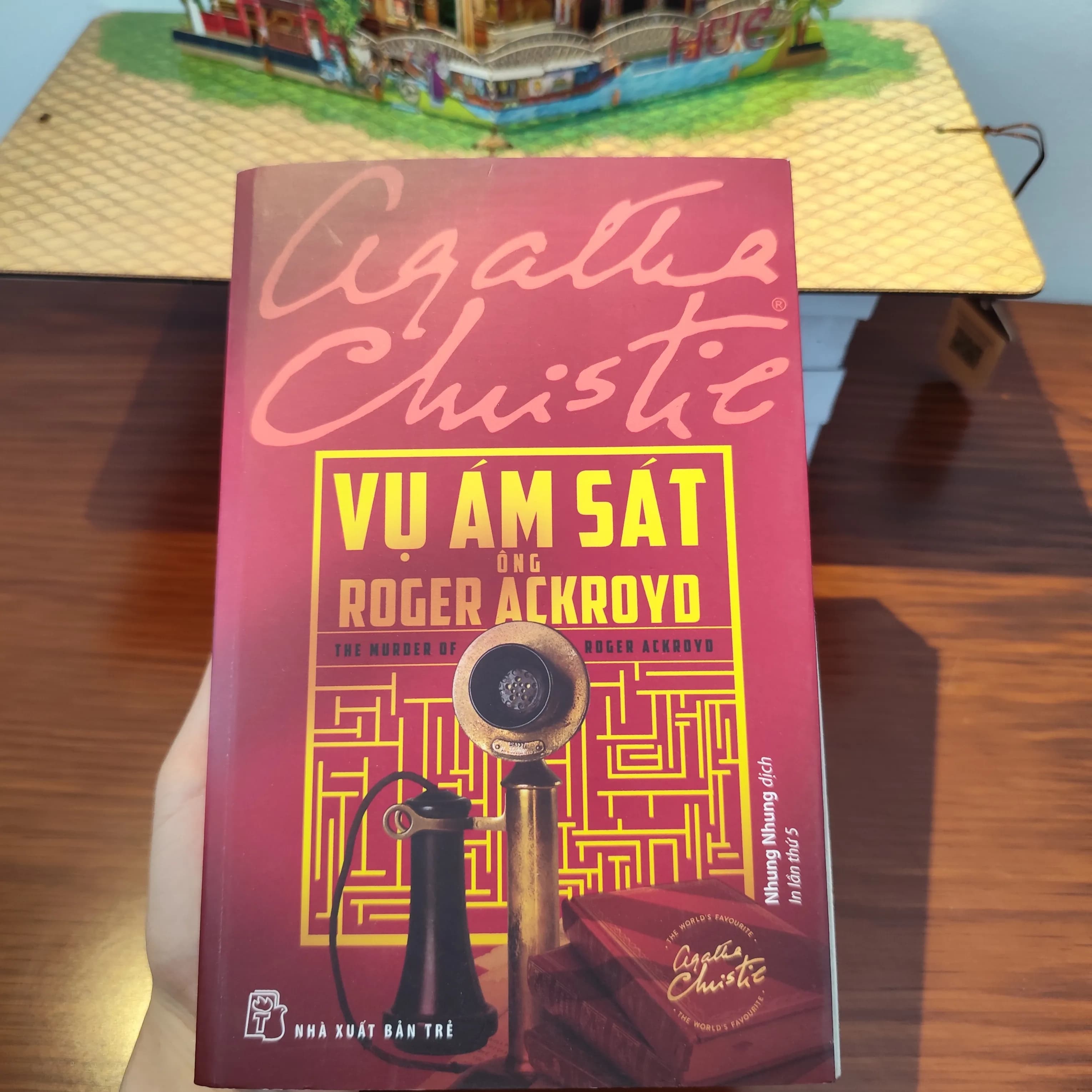 Vụ ám sát ông Roger Ackroyd - Image 1
