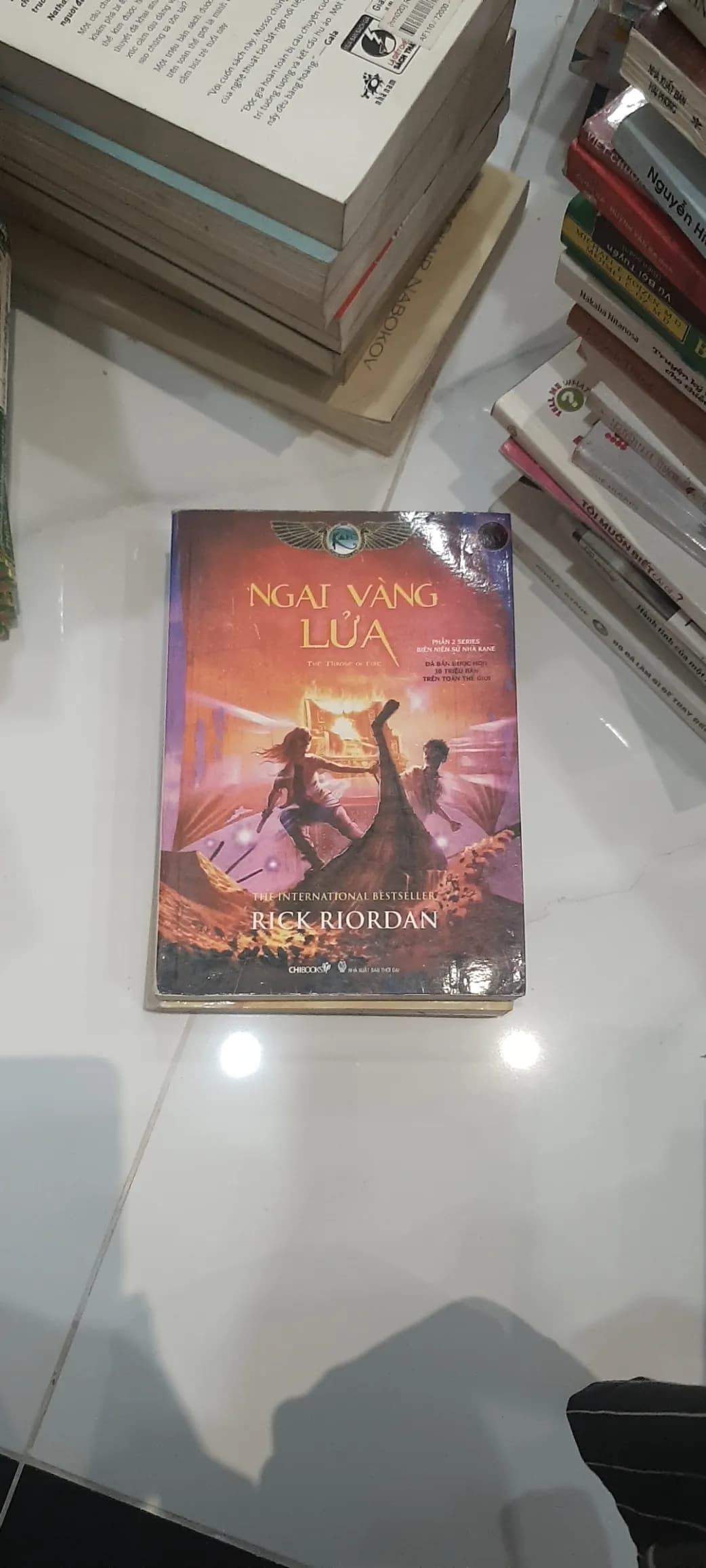 "Ngai Vàng Lửa" - Image 1