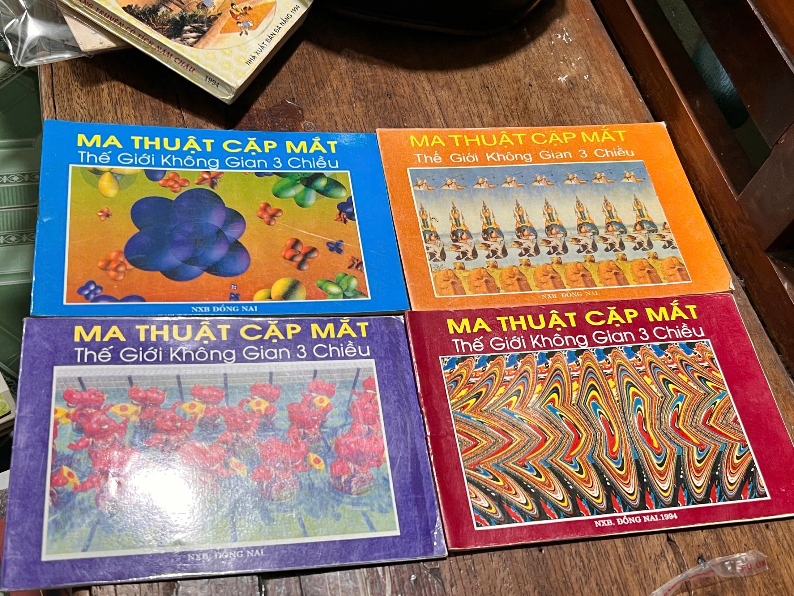 Combo 4 cuốn Ma thuật cặp mắt - Image 1