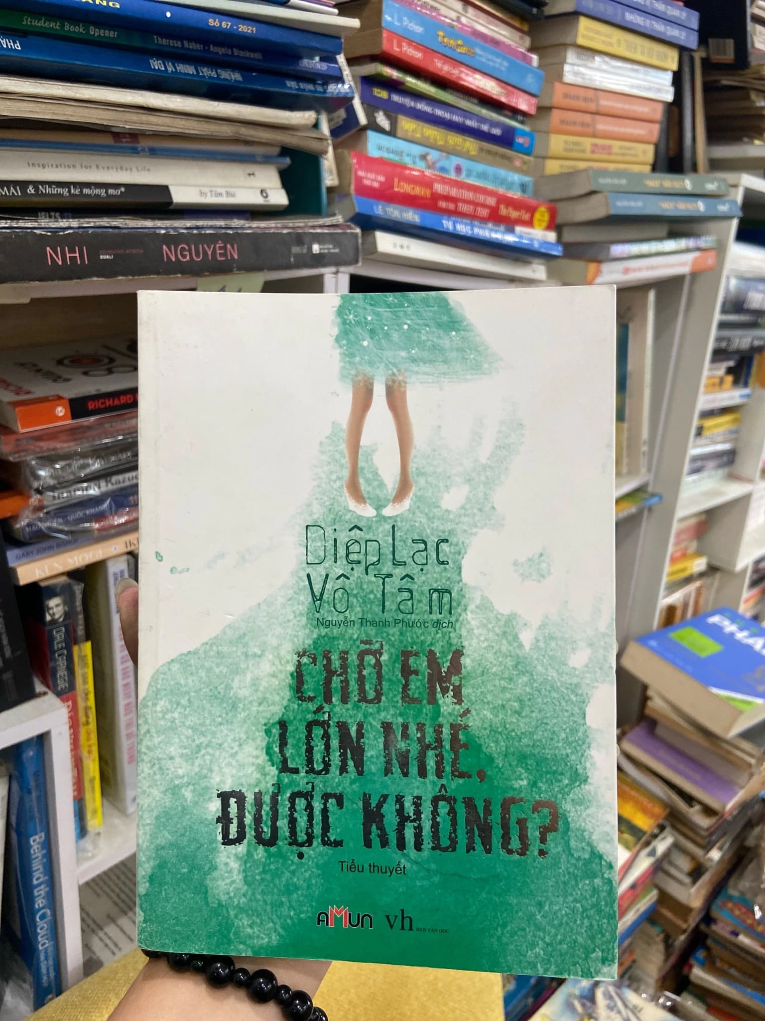 Tiểu thuyết “ Chờ em lớn nhé , được không ? “ - Image 1