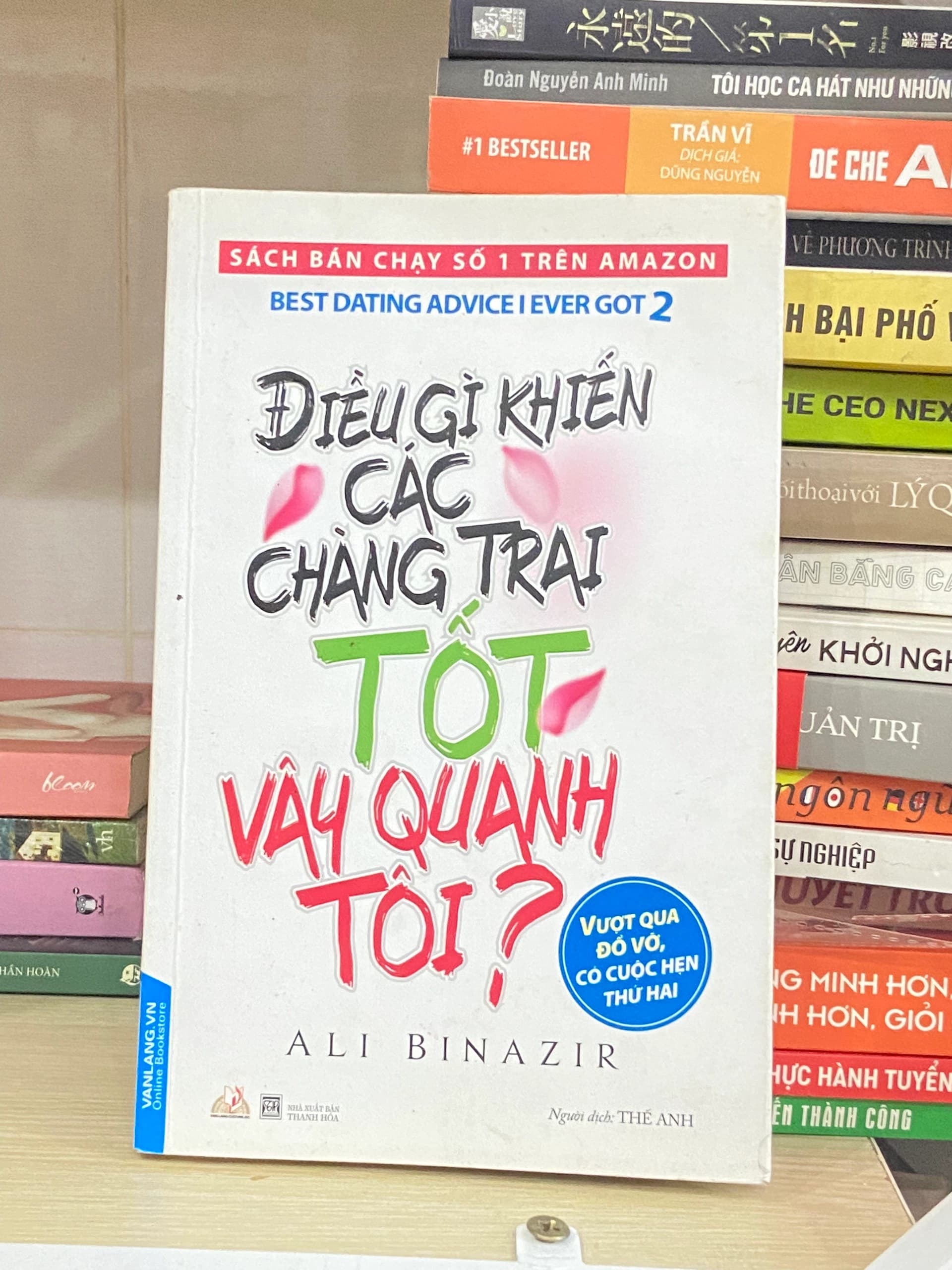 Điều Gì Khiến Các Chàng Trai Tốt Vây Quanh Tôi? - Image 1