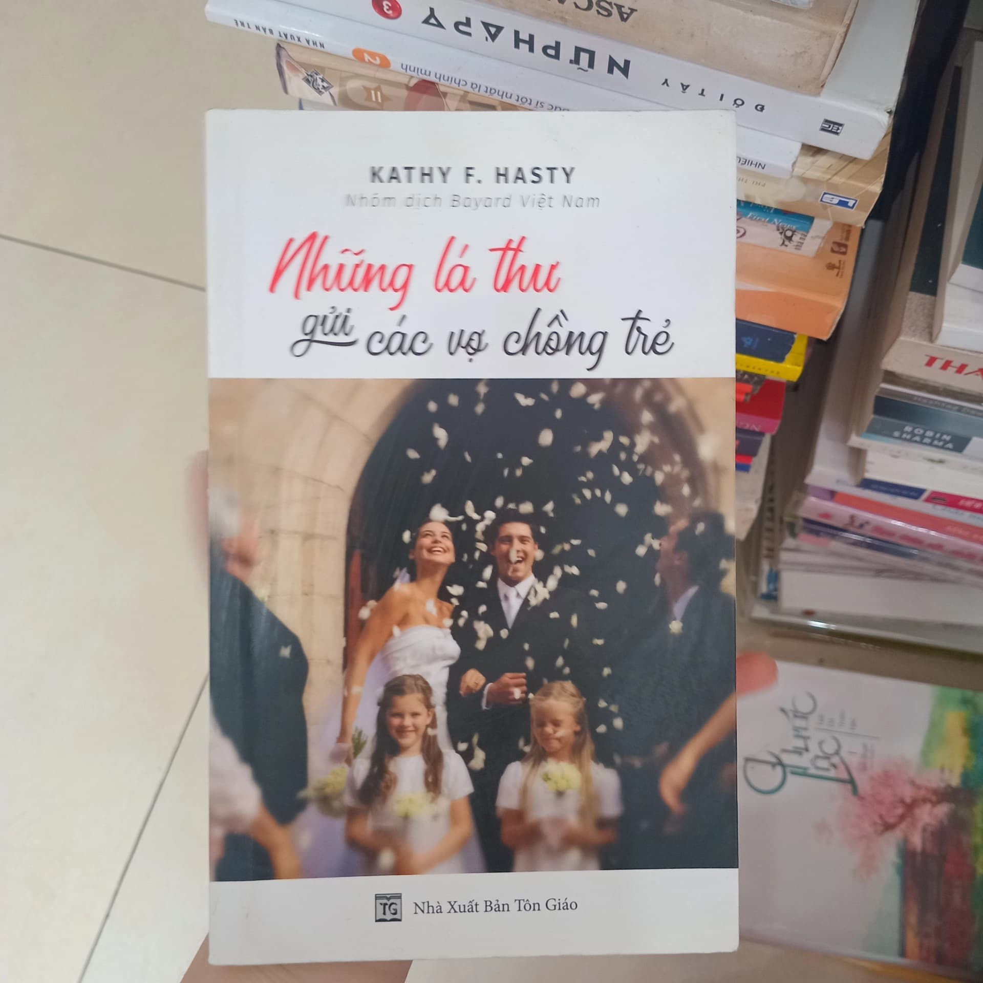 Những lá thư gửi các vợ chồng trẻ - Image 1