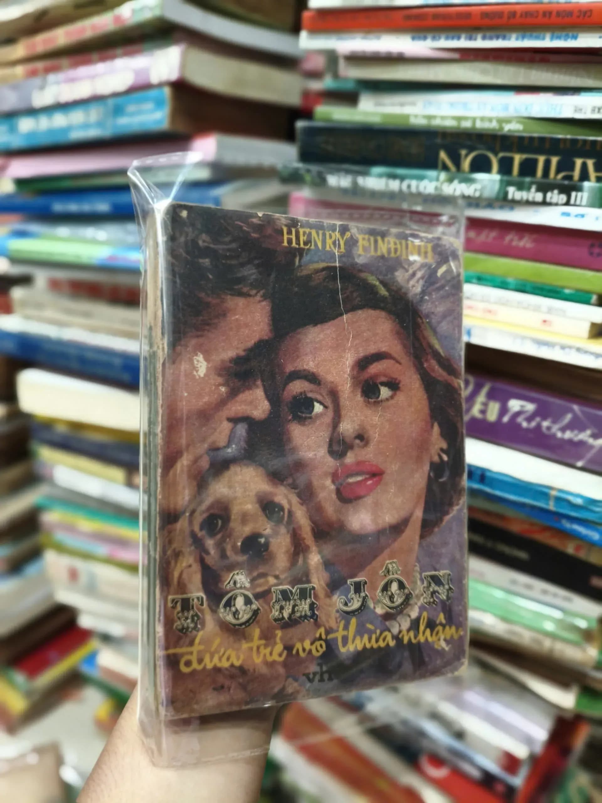 Tom Jones - Đứa Trẻ Vô Thừa Nhận - Image 1