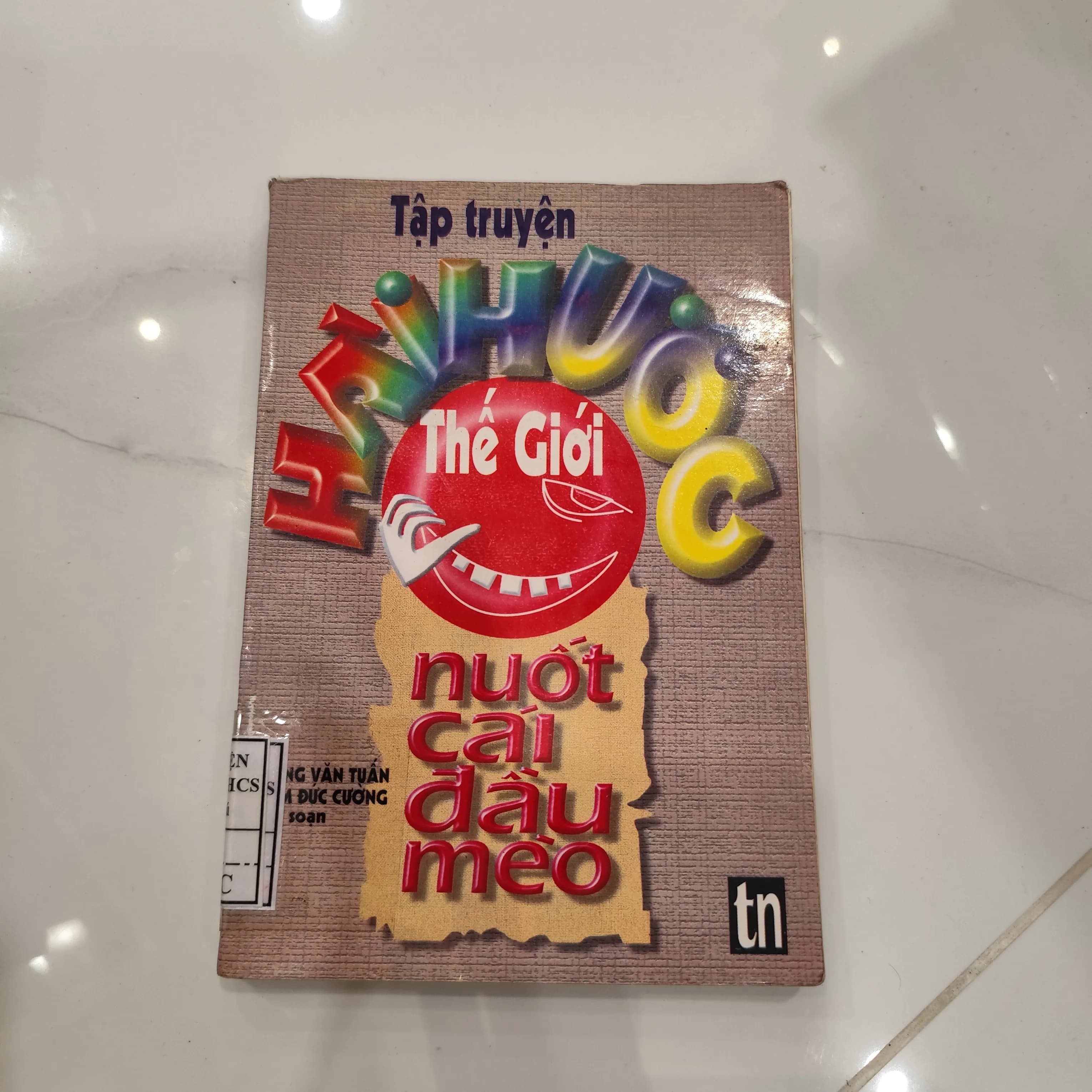 Tập truyện hài hước thế giới - Nuốt cái đầu mèo - Image 1
