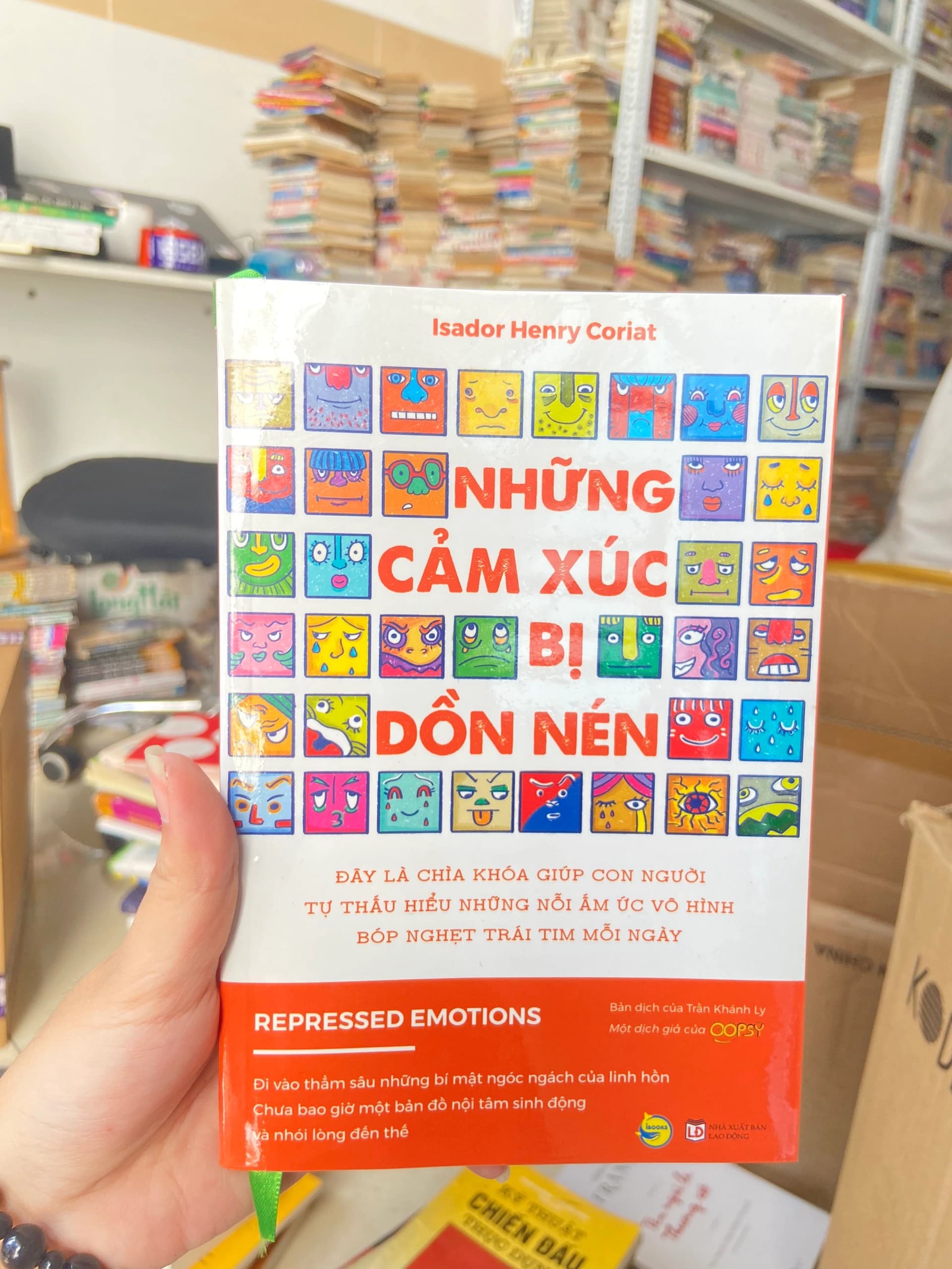 Những Cảm Xúc Bị Dồn Nén - Image 1
