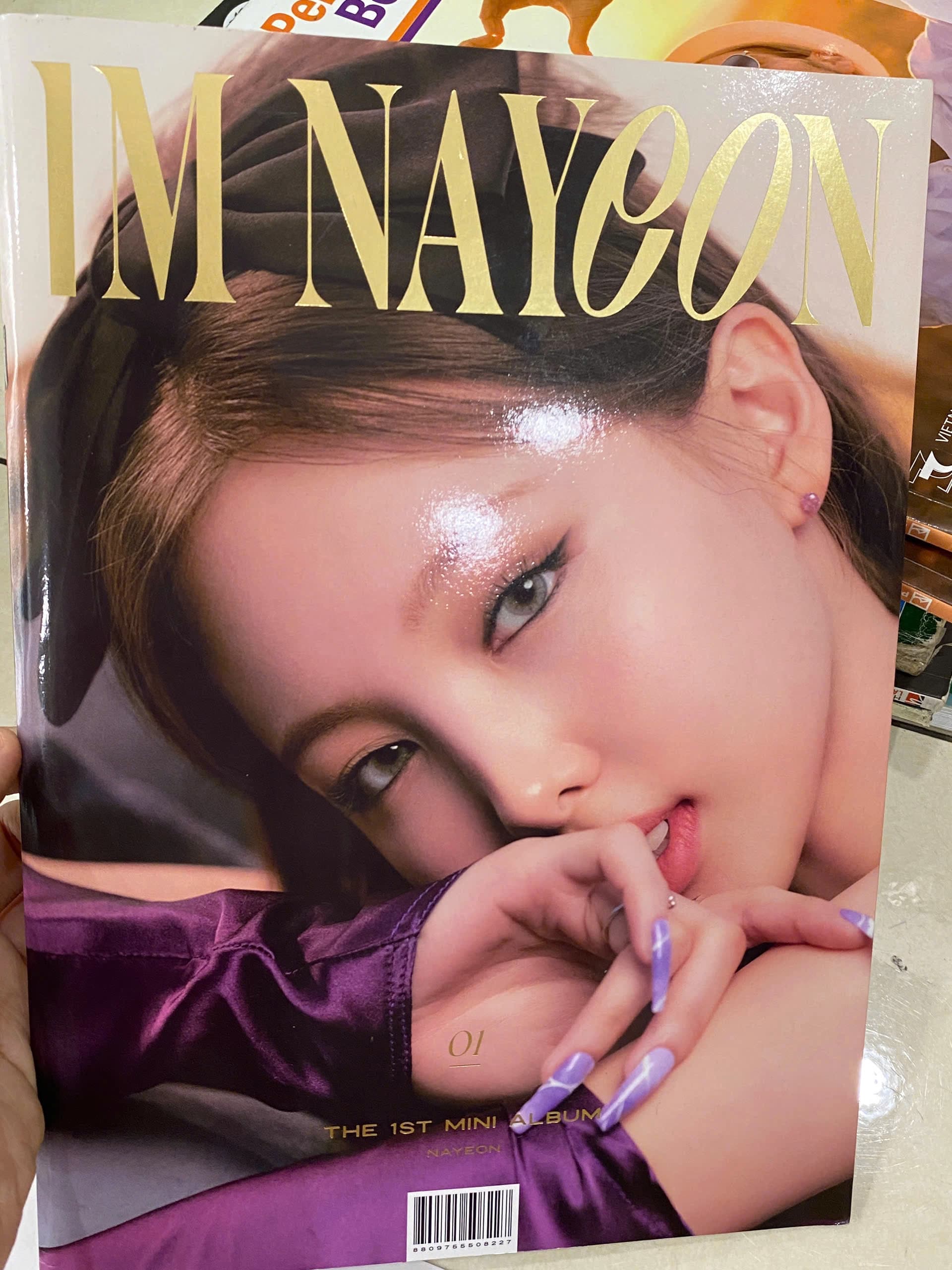 TWICE NAYEON - [IM NAYEON] 1st Mini Album I'M Version - Image 1