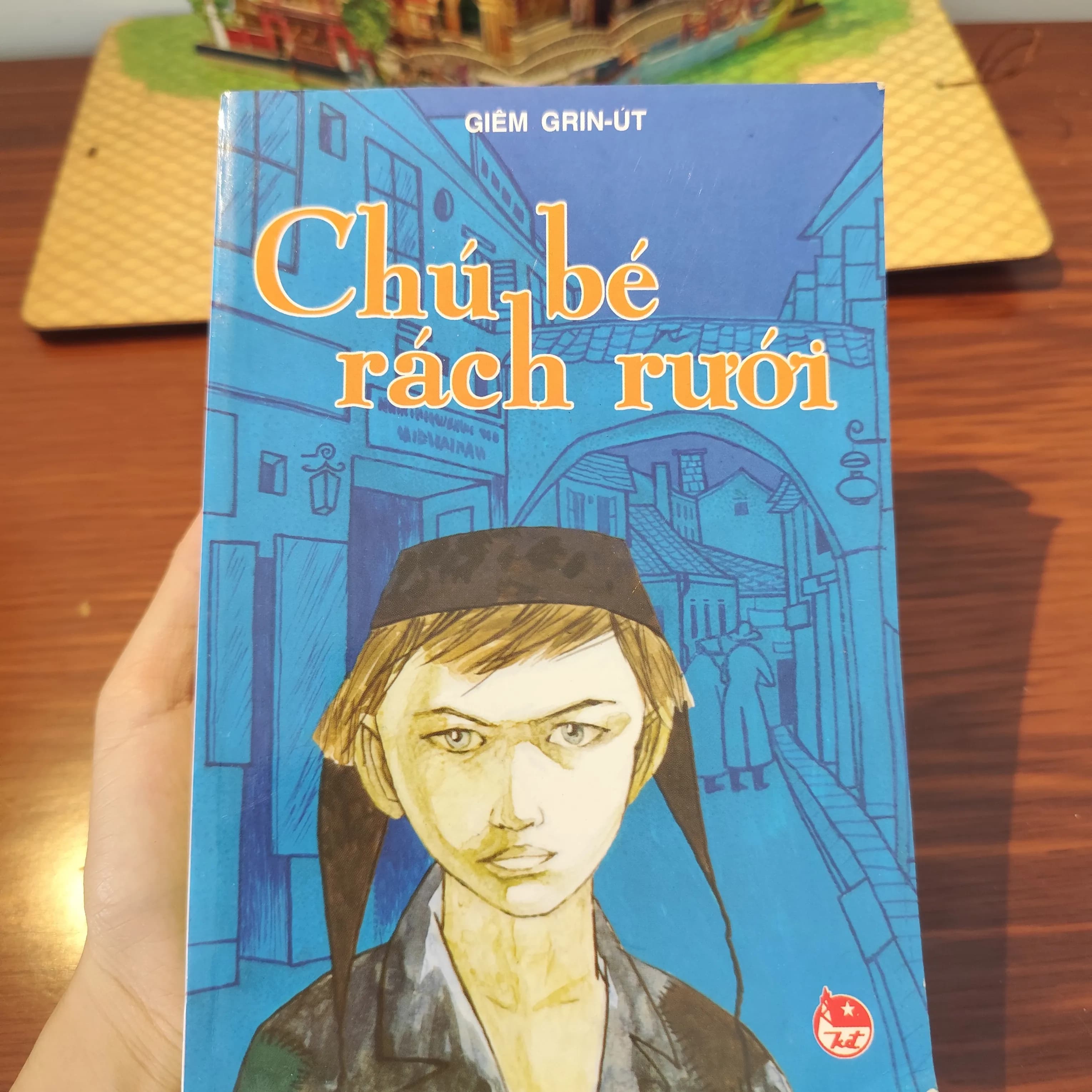 Chú bé rách rưới- Viêm Grin- út - Image 1