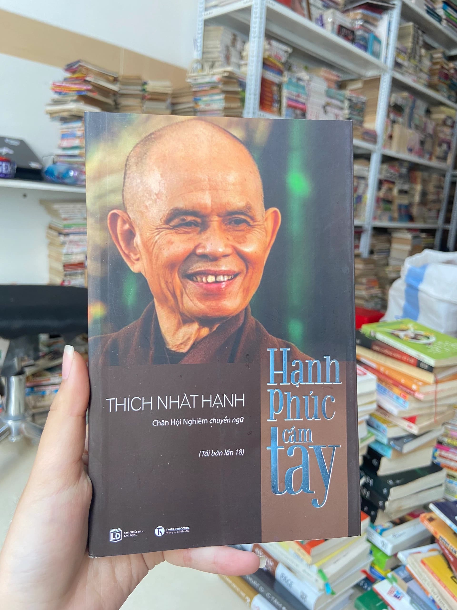 Hạnh Phúc Cầm Tay / Để Có Một Tương Lai - Thích Nhất Hạnh - Image 1