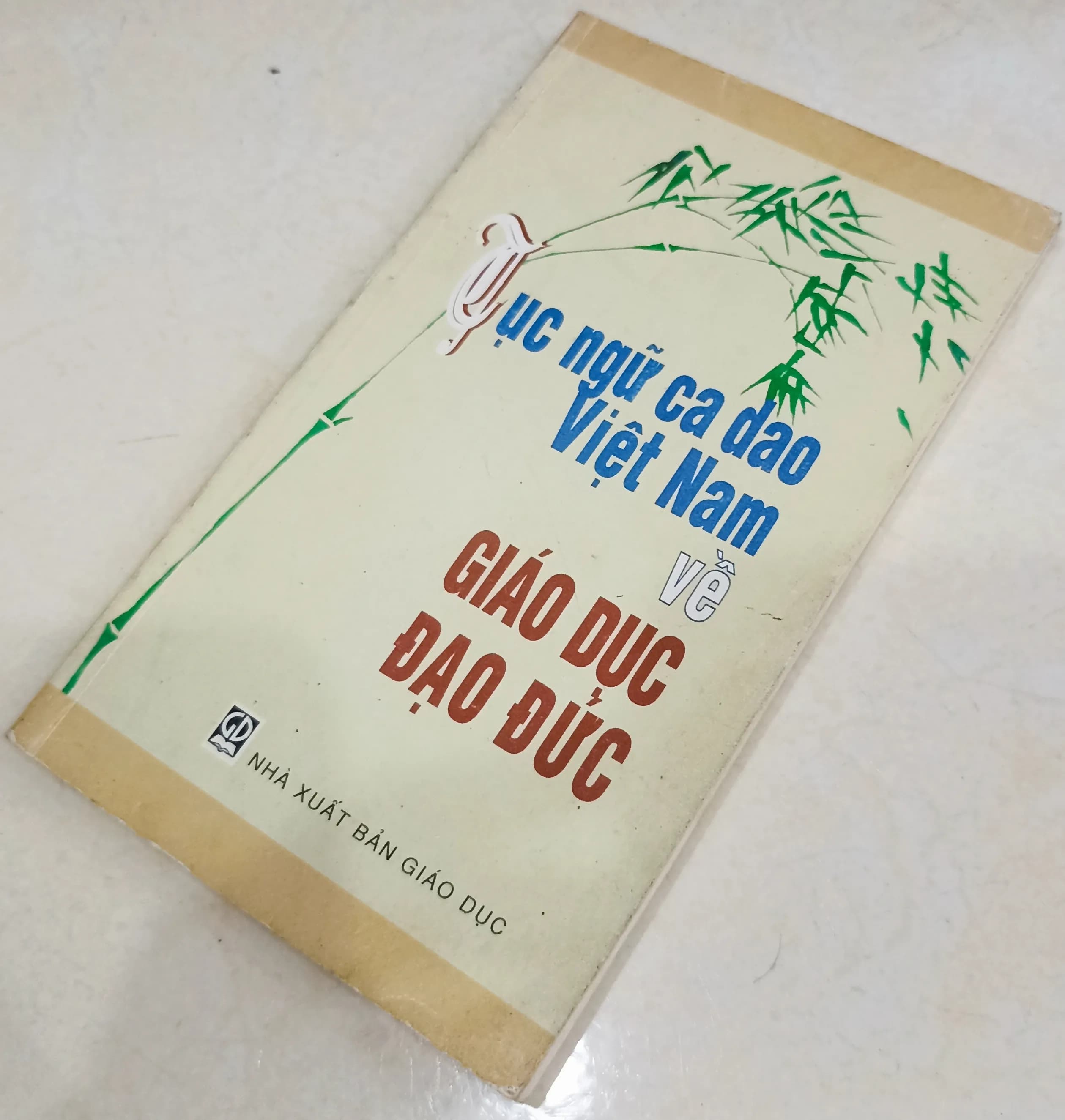 Tục ngữ ca dao Việt Nam về giáo dục đạo đức - Image 1