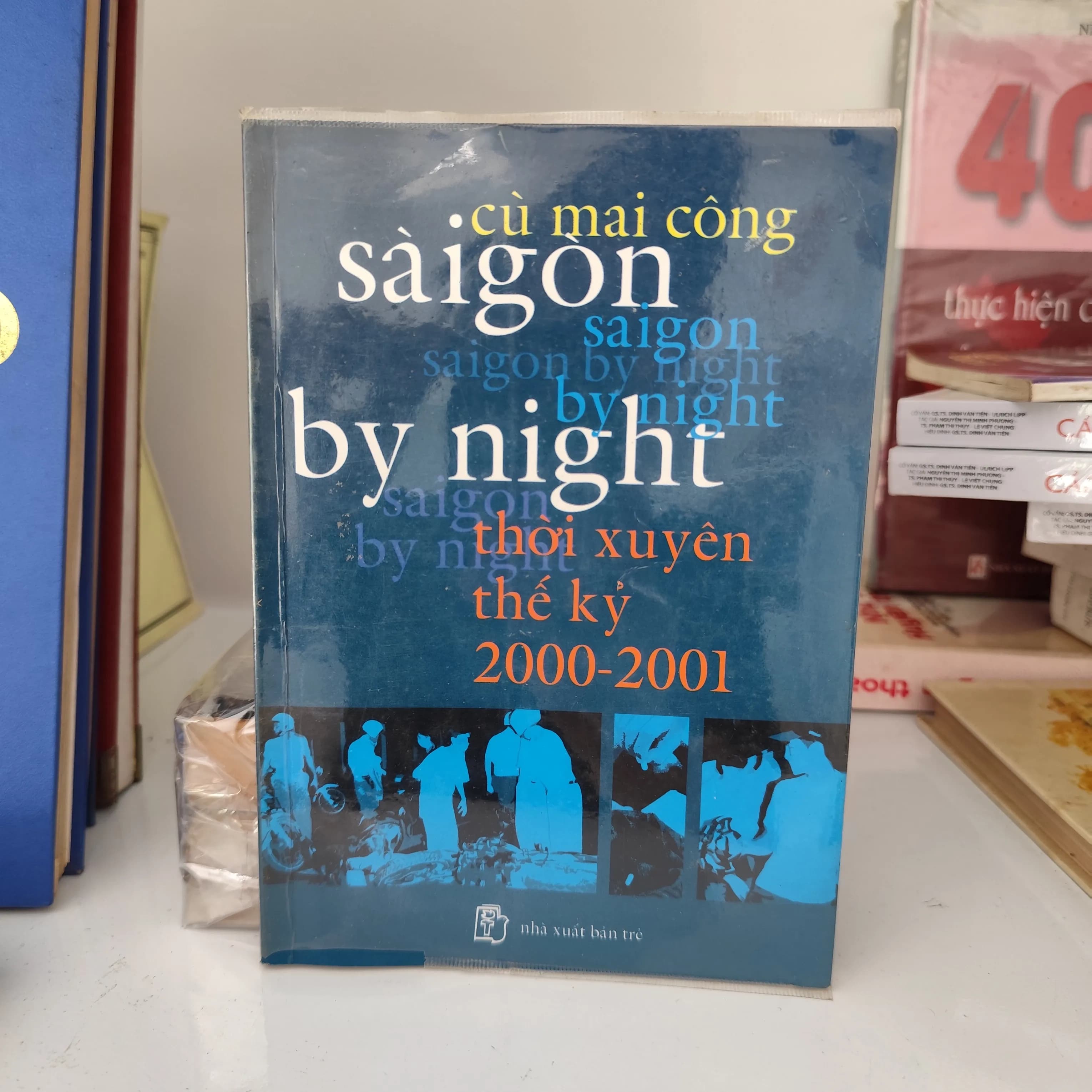 Sài Gòn thời xuyên thế kỷ 2000-2001-Cù Mai Công - Image 1