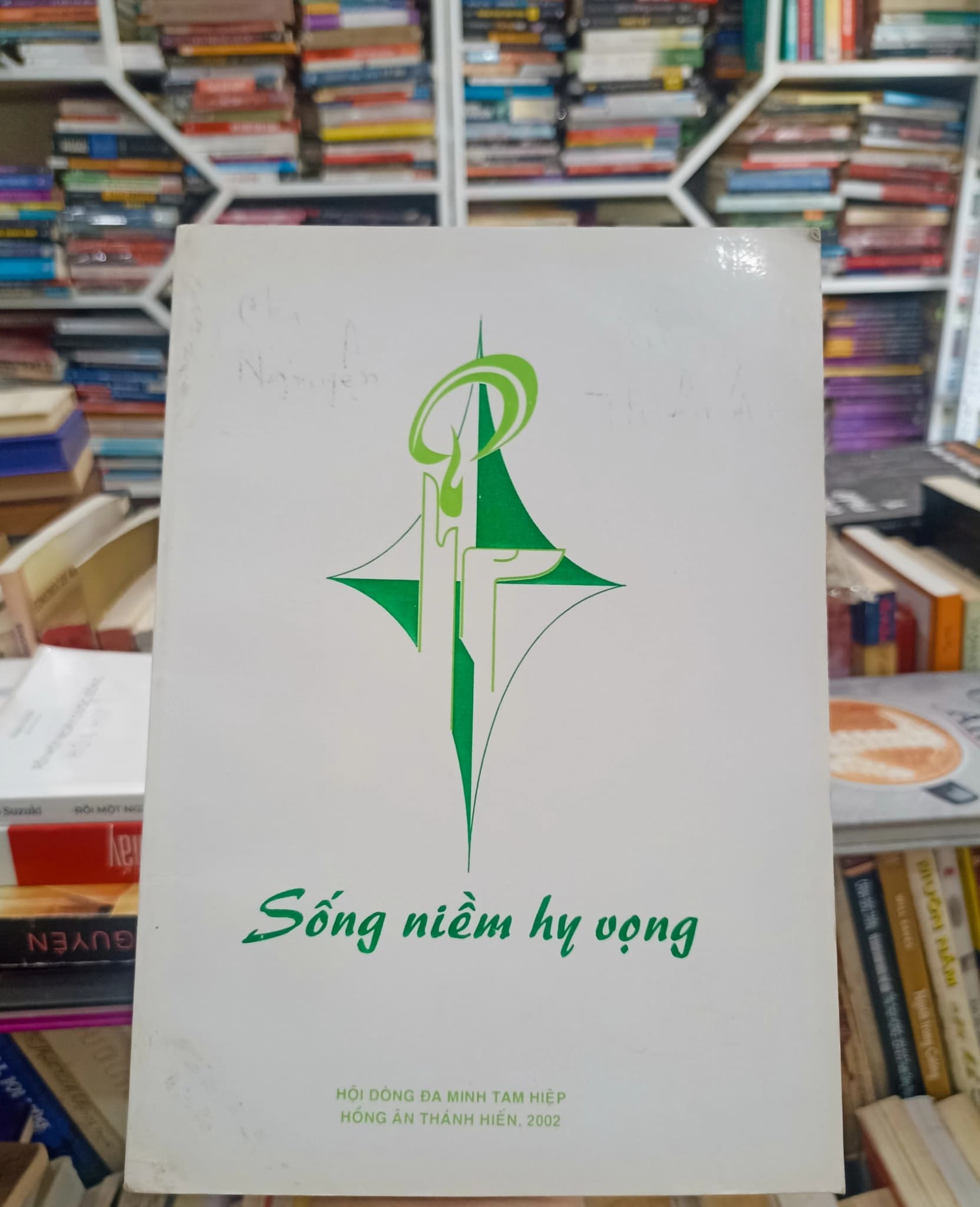 Sống niềm hi vọng - Image 1