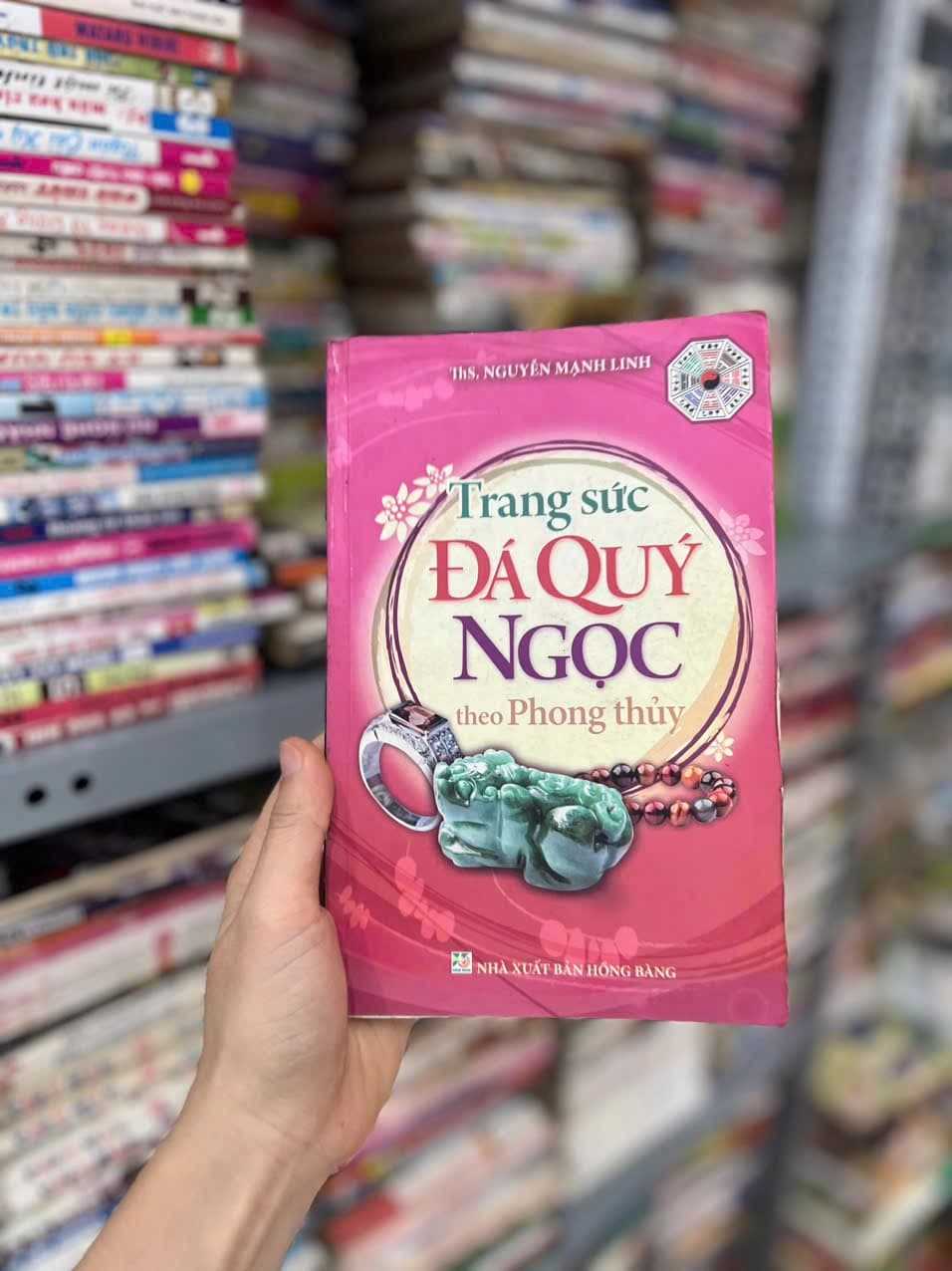Trang Sức Đá Quý Ngọc Theo Phong Thủy - Image 1