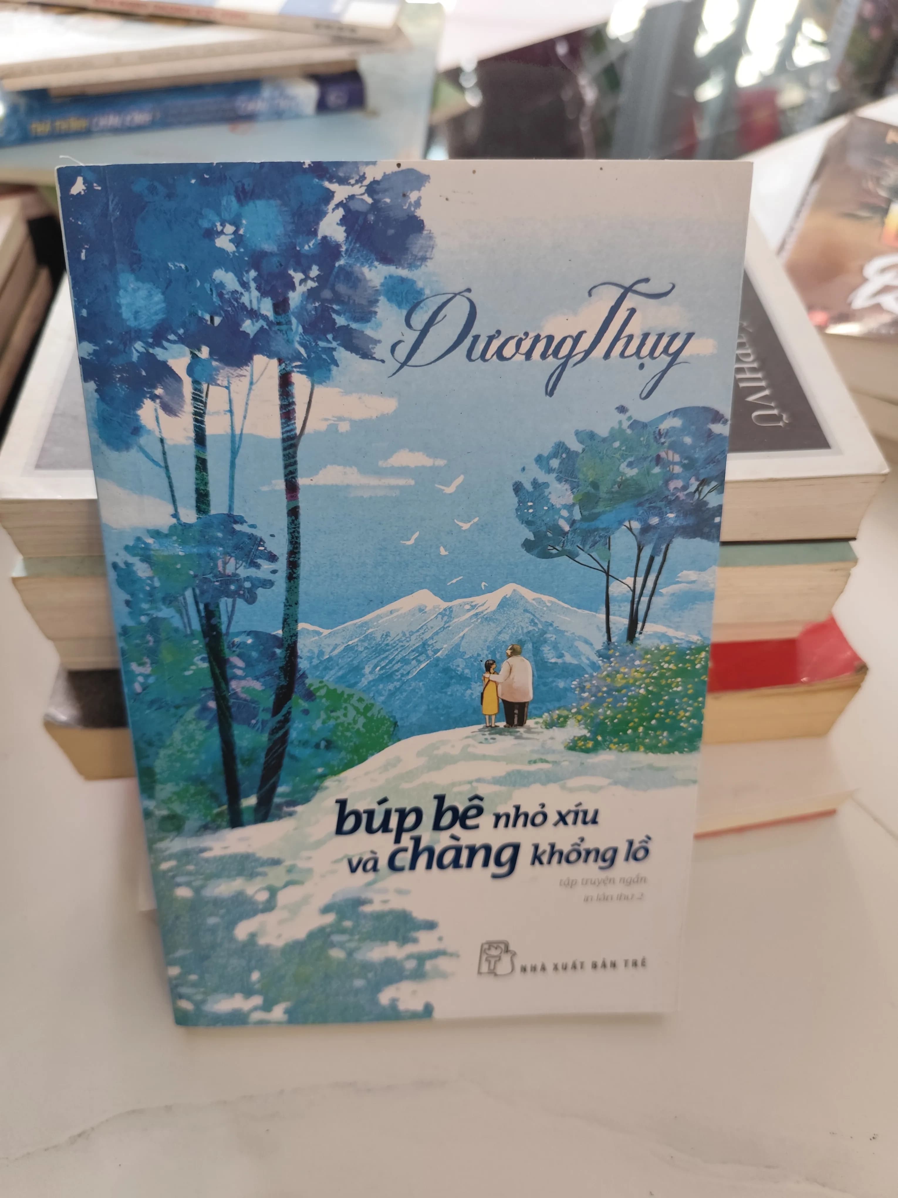 Búp bê nhỏ xíu và chàng khổng lồ - Image 1