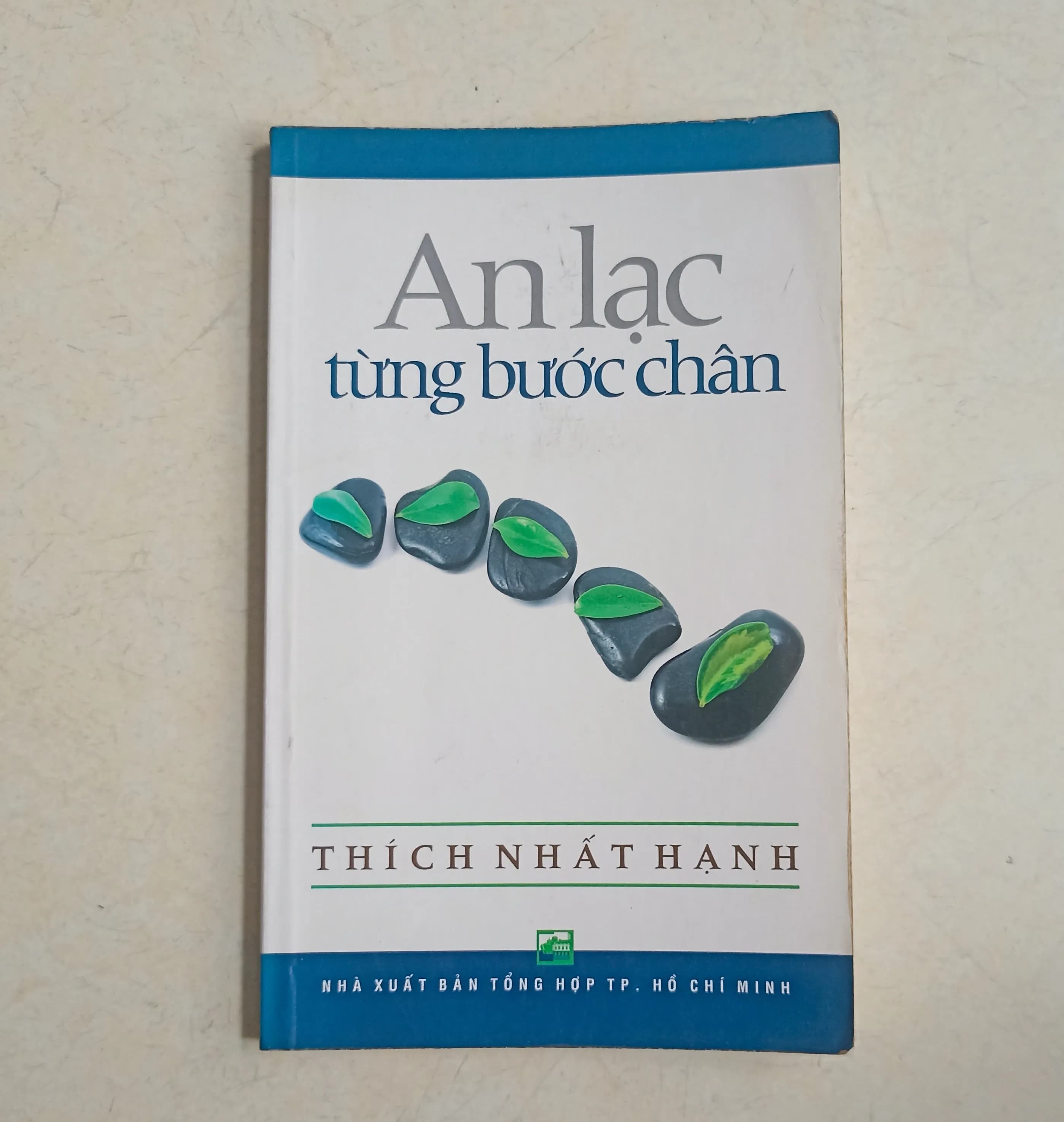 An lạc từng bước chân - Image 1