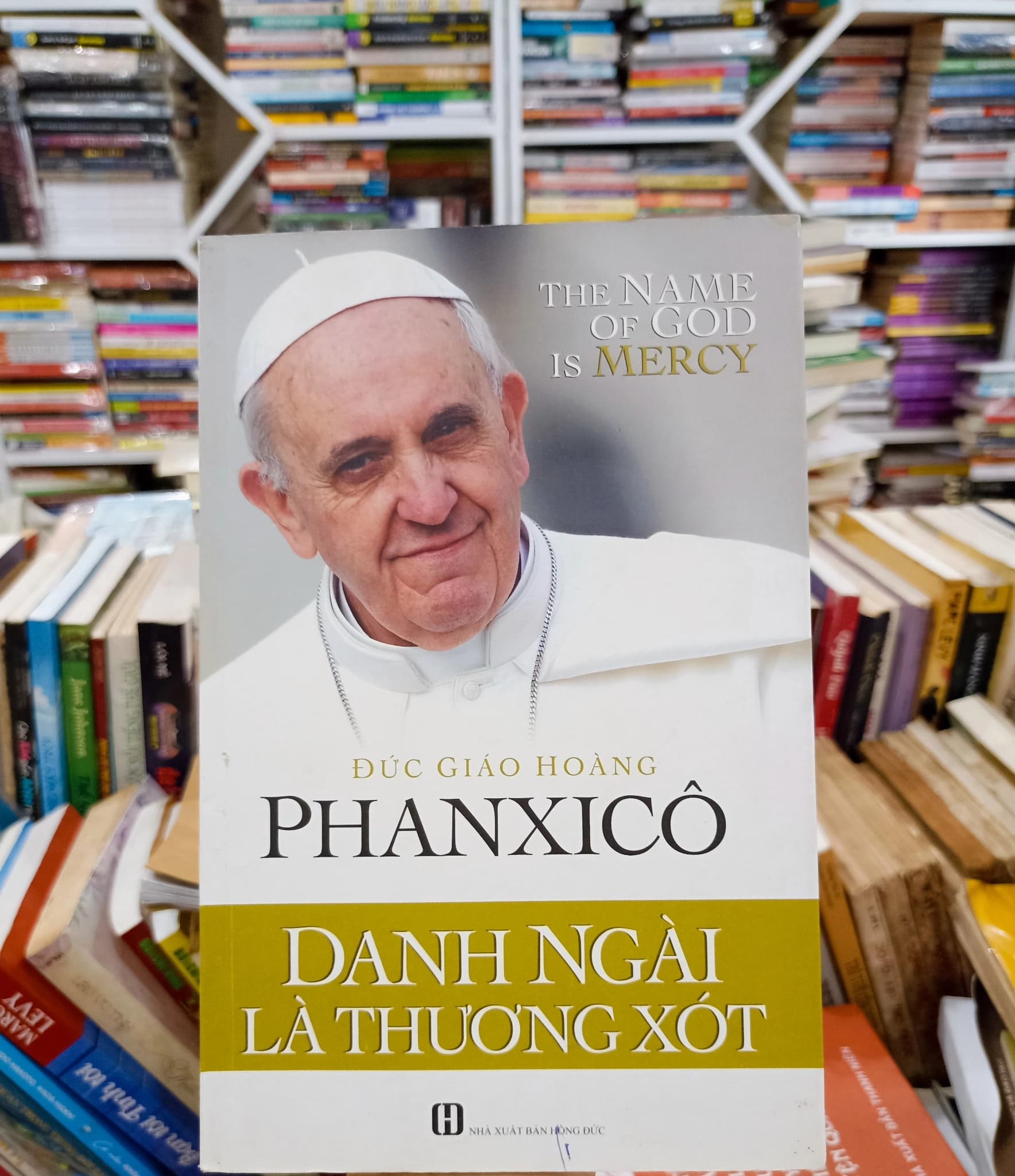 Phanxicô - Danh Ngài Là Thương Xót - Image 1