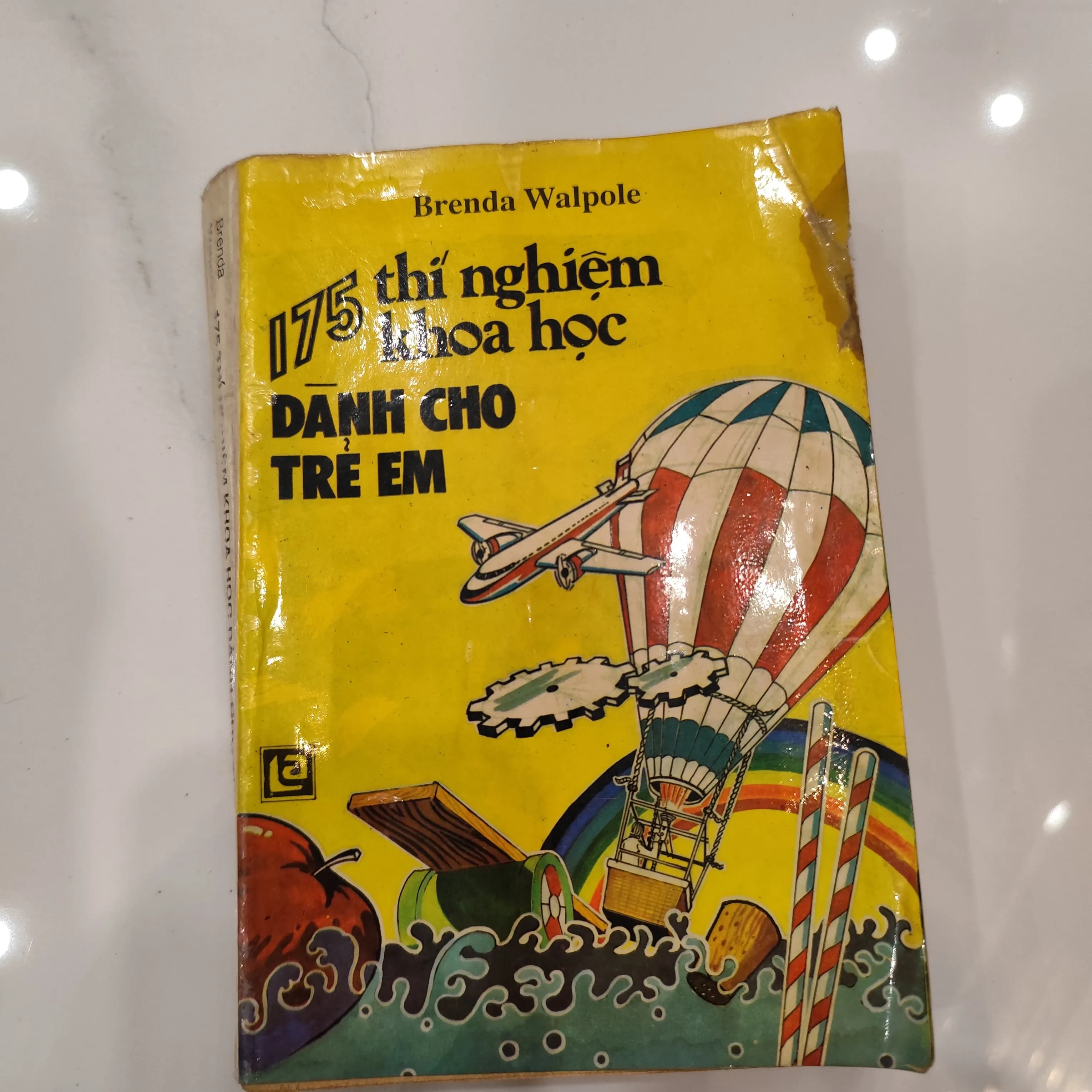 175 thí nghiệm khoa học dành cho trẻ em năm 1990 - Image 1