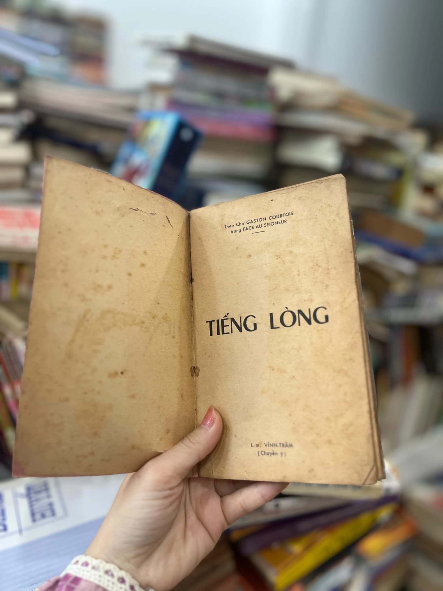 Tiếng Lòng - Image 1