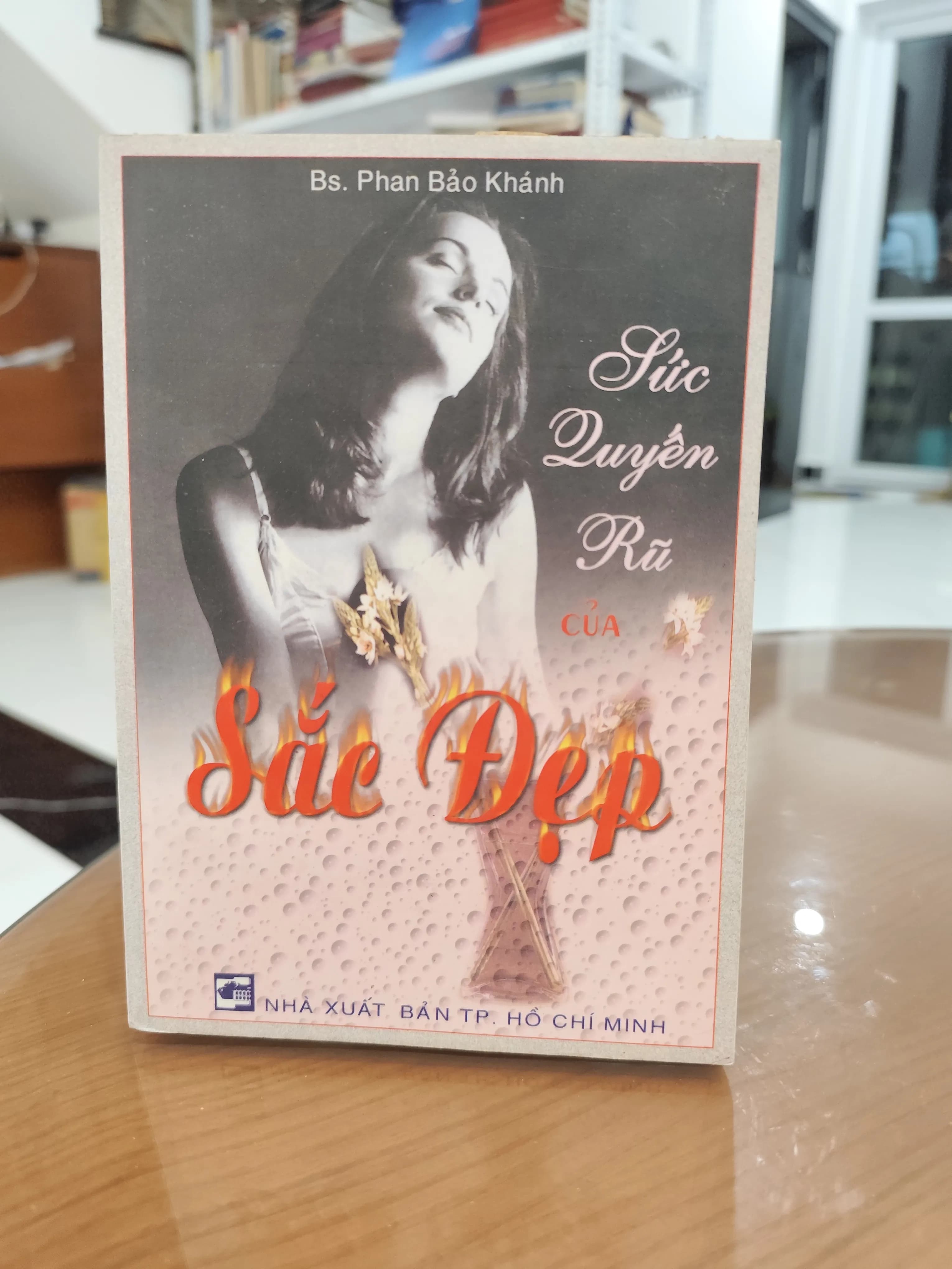 Sức quyến rũ của sắc đẹp - Image 1