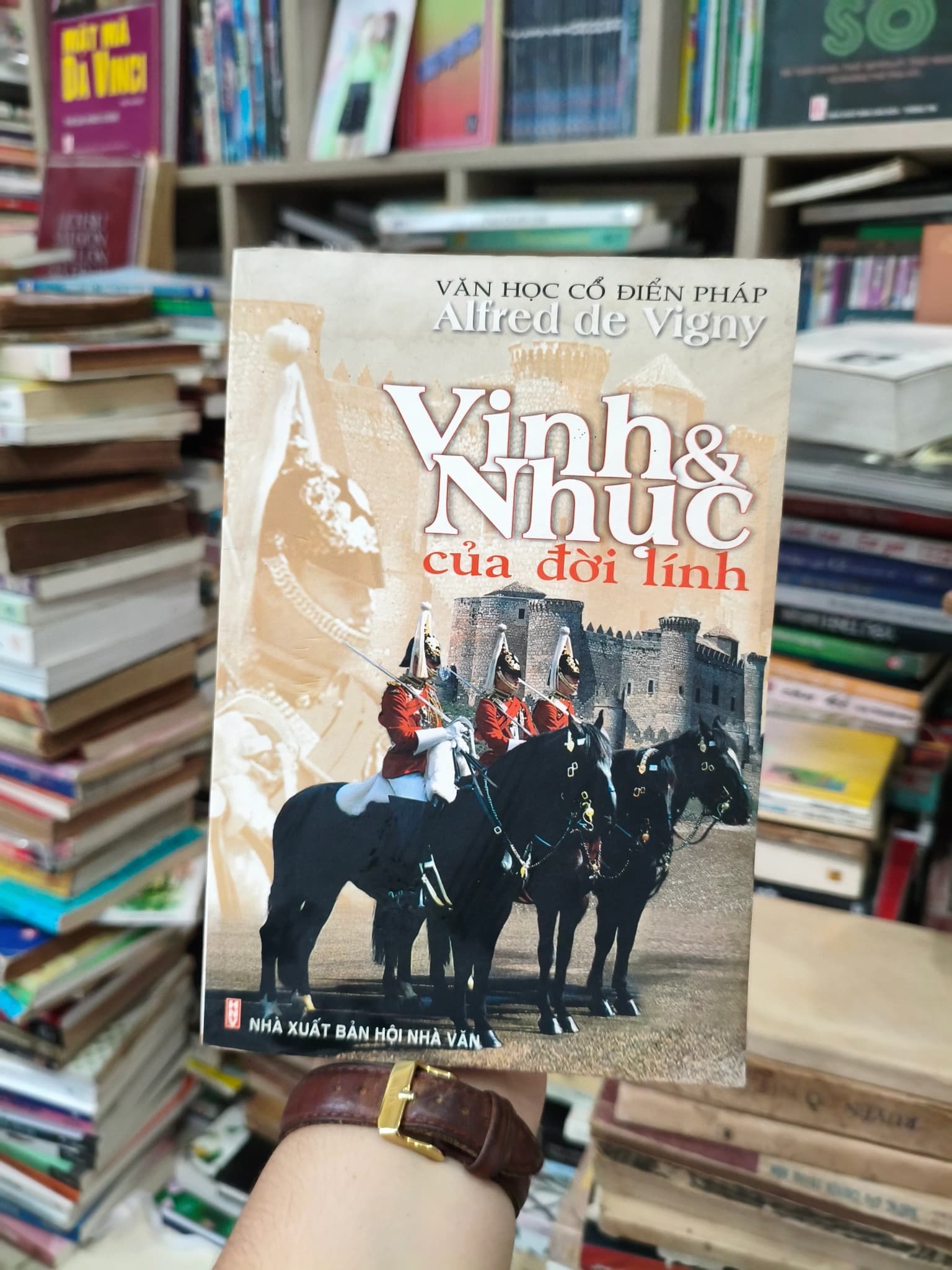 Vinh và nhục của đời lính - Image 1