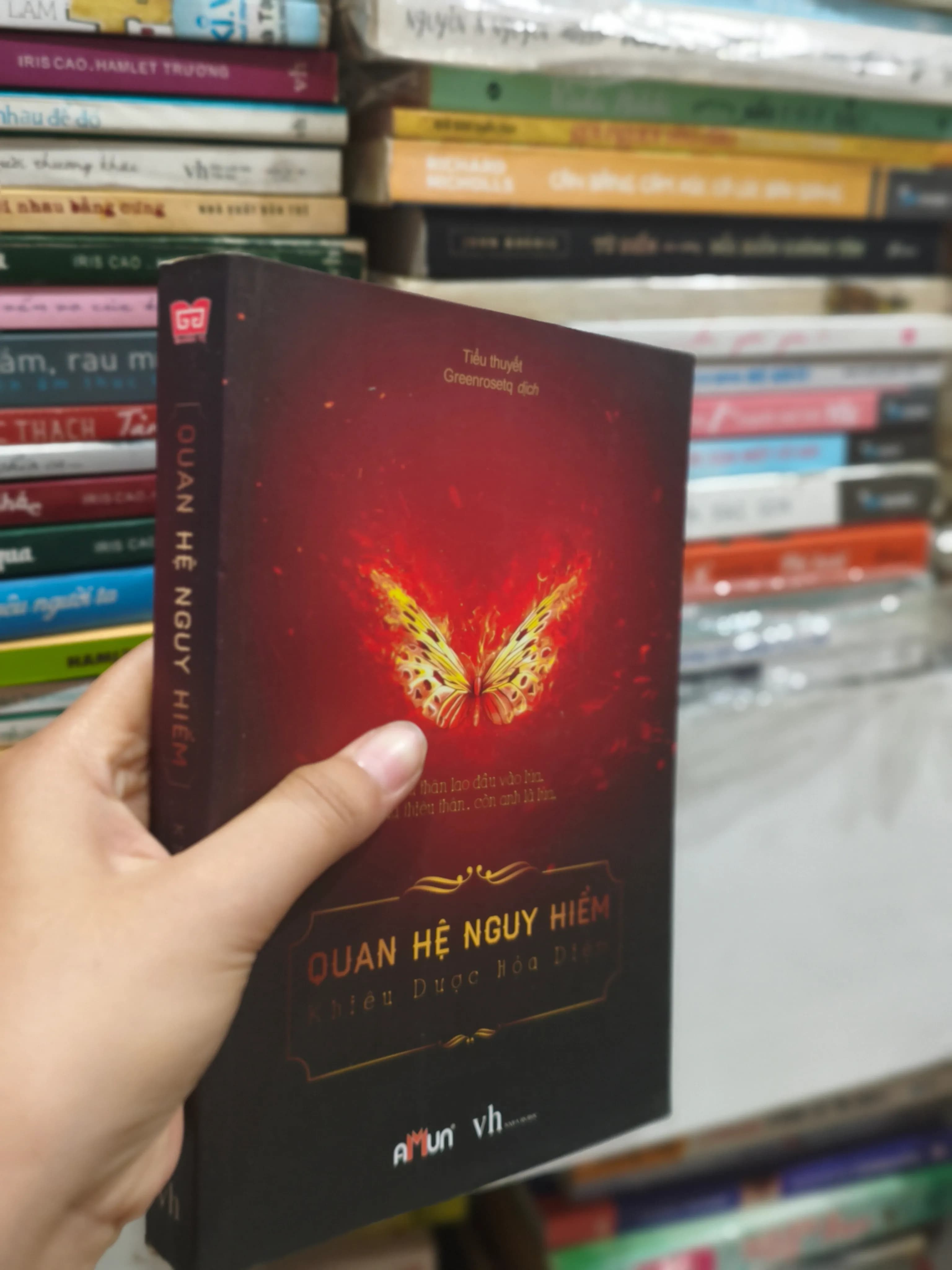 Quan hệ nguy hiểm - Image 1