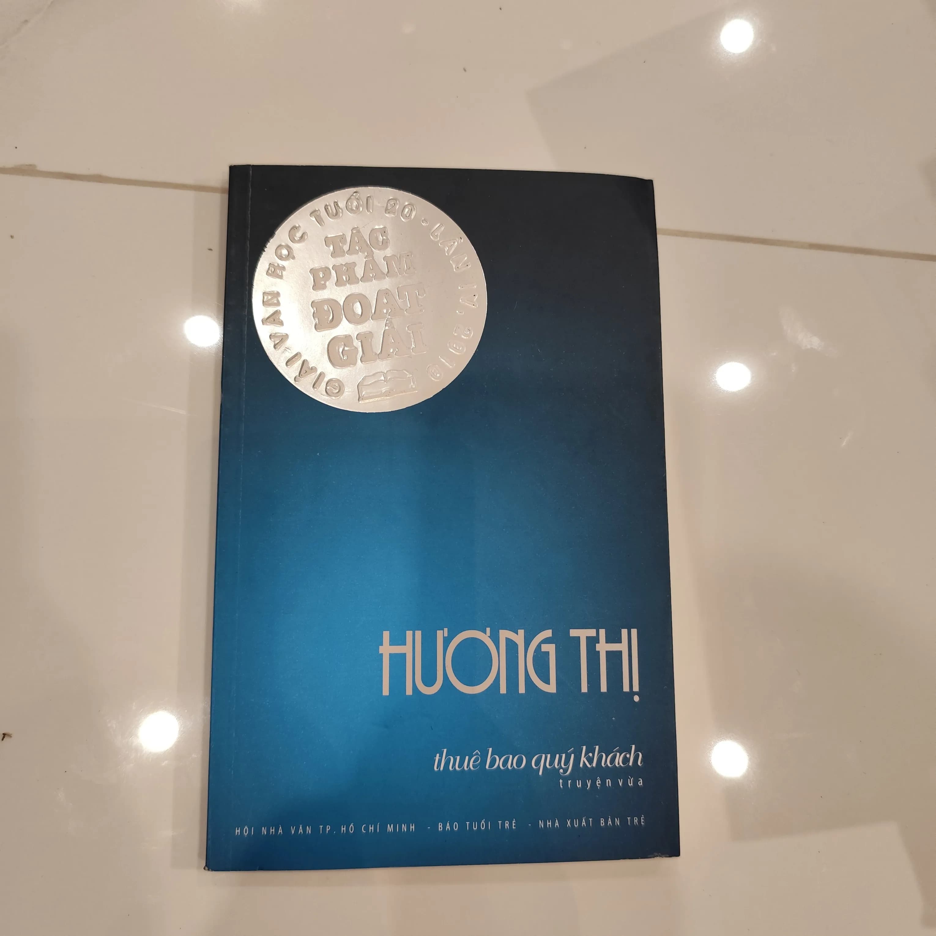 Thuê bao quý khách ( truyện vừa)- Hương Thị - Image 1