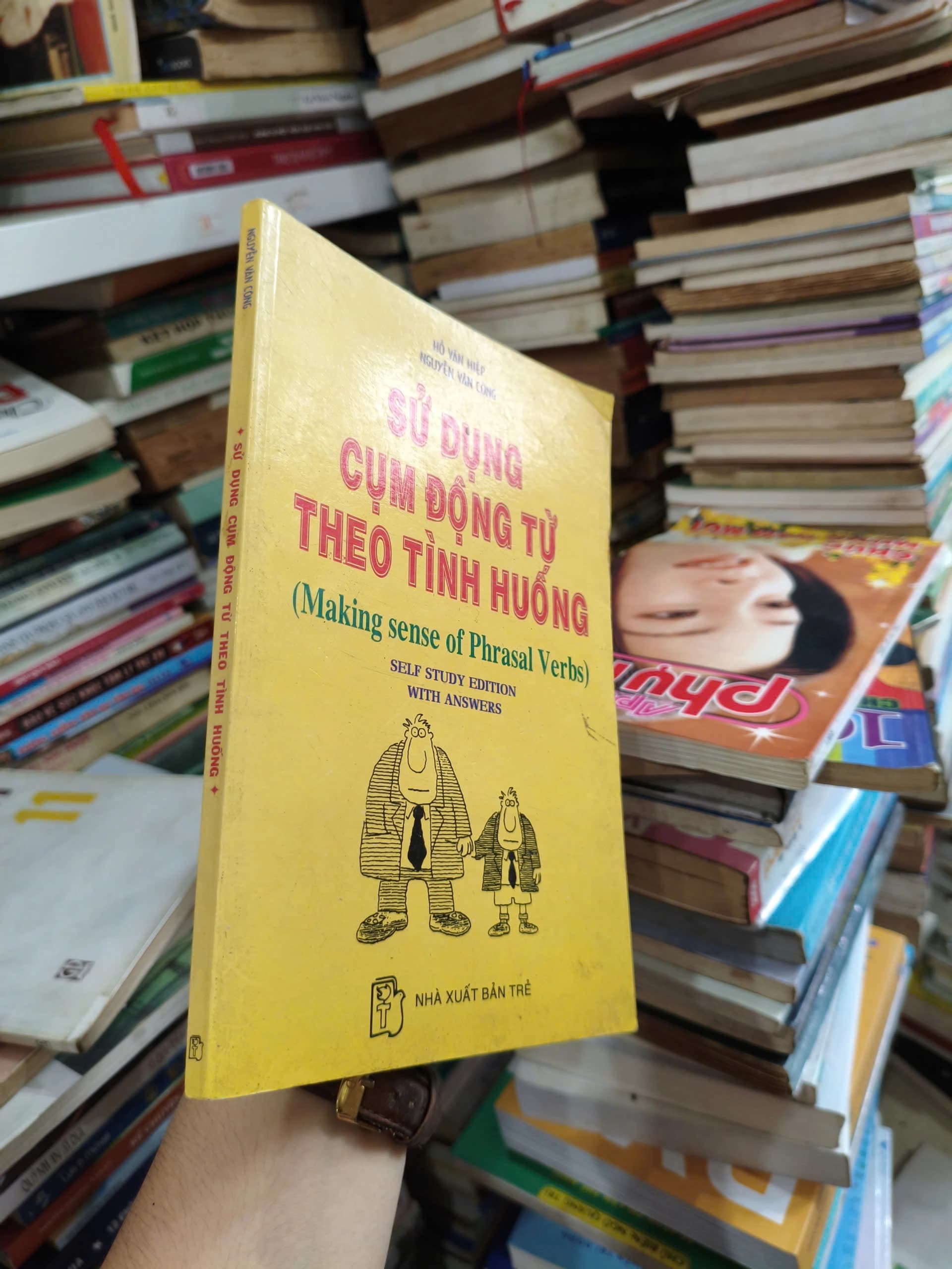 Sử dụng cụm động từ theo tình huống - Image 1