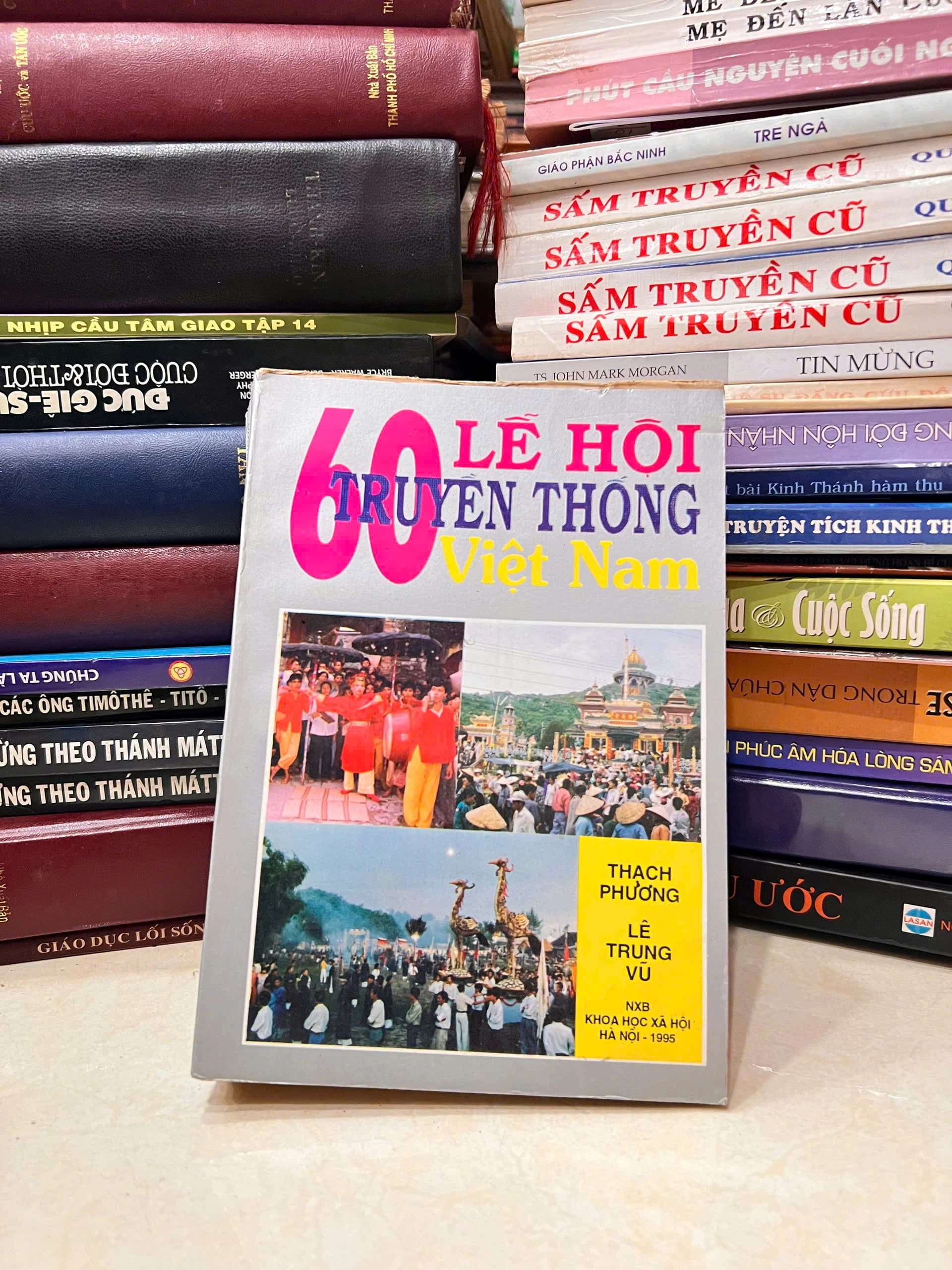60 Lễ Hội Truyền Thống Việt Nam - Image 1