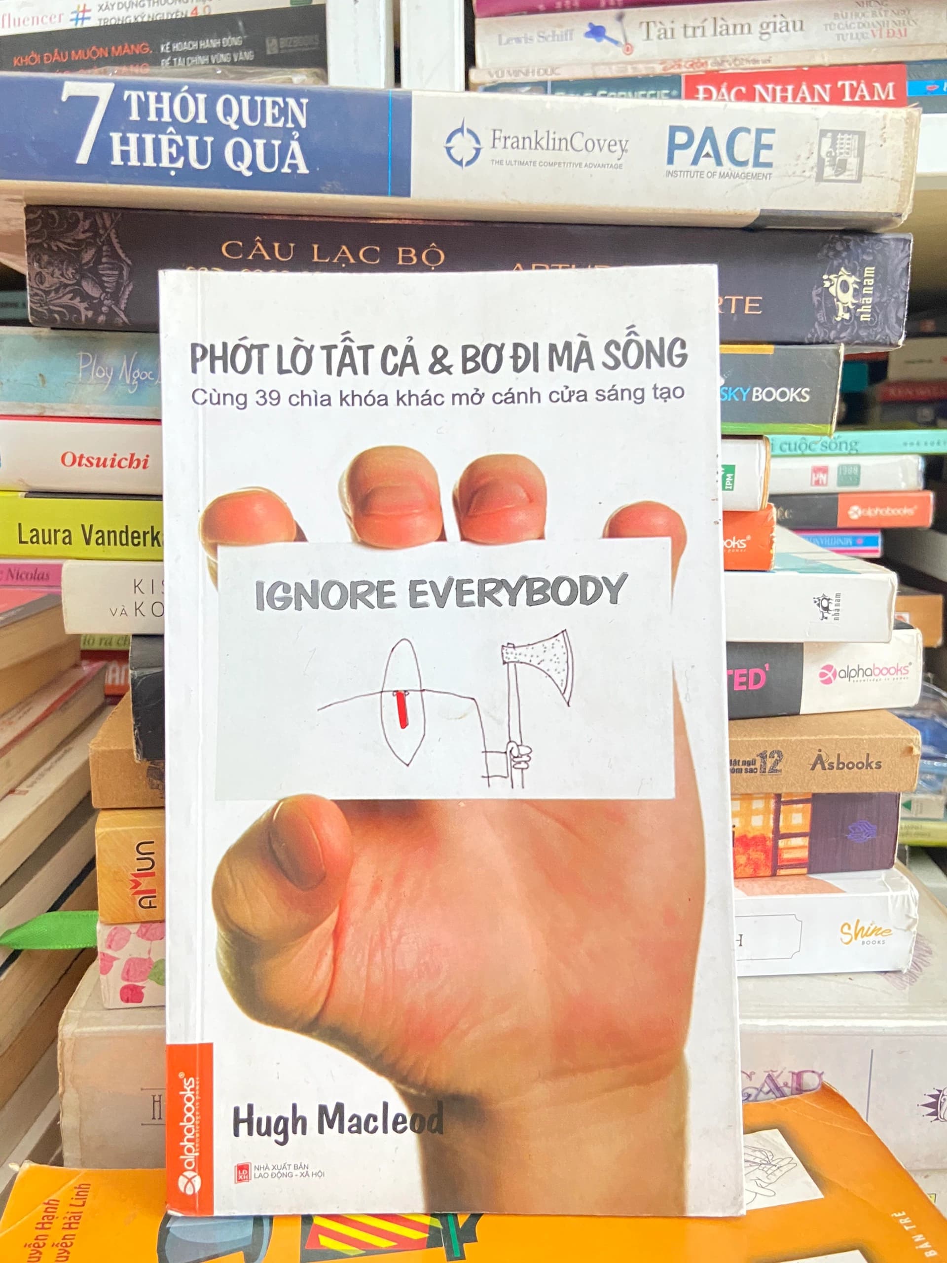 Phớt Lờ Tất Cả & Bơ Đi Mà Sống - Image 1