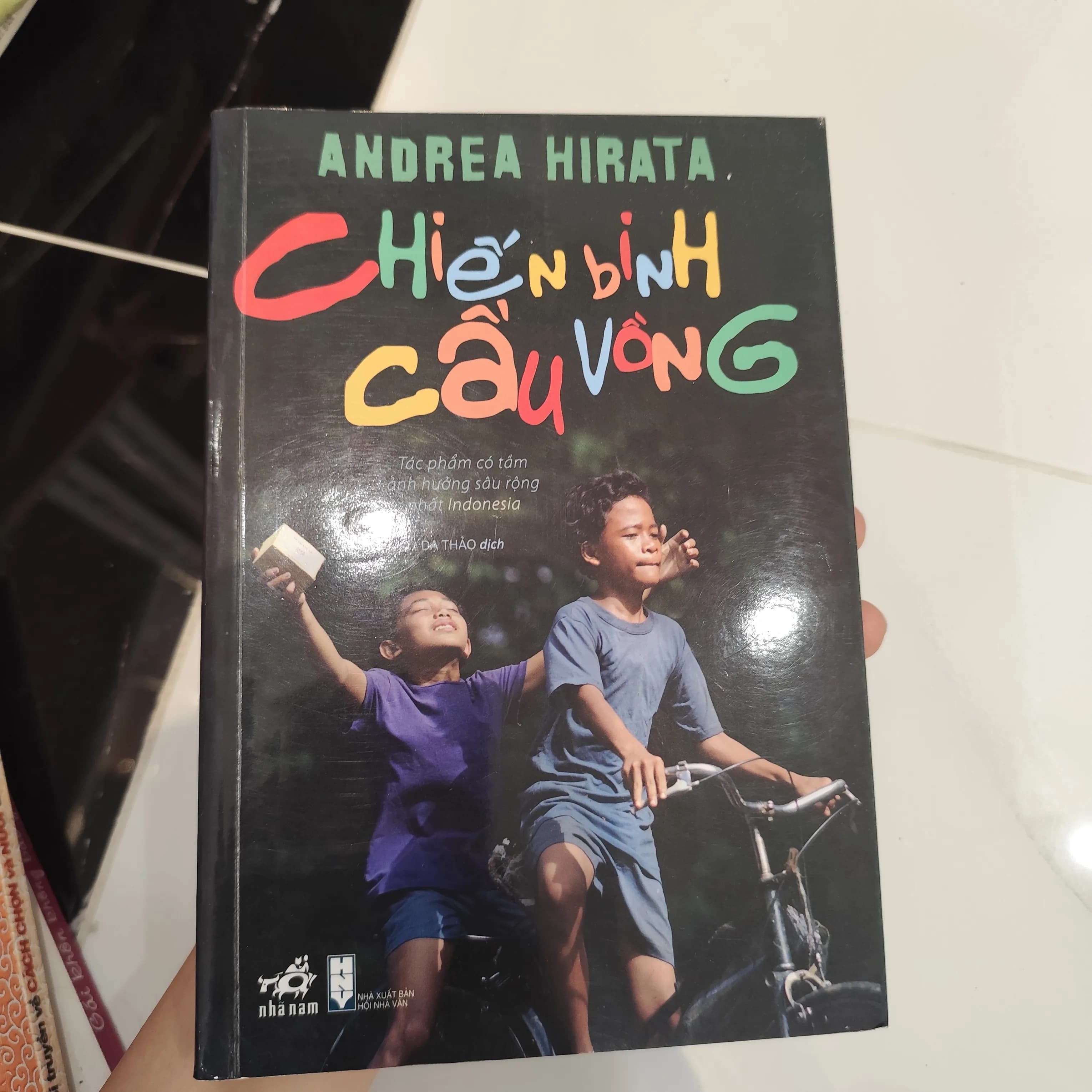 Chiếm binh Cầu Vồng - Image 1