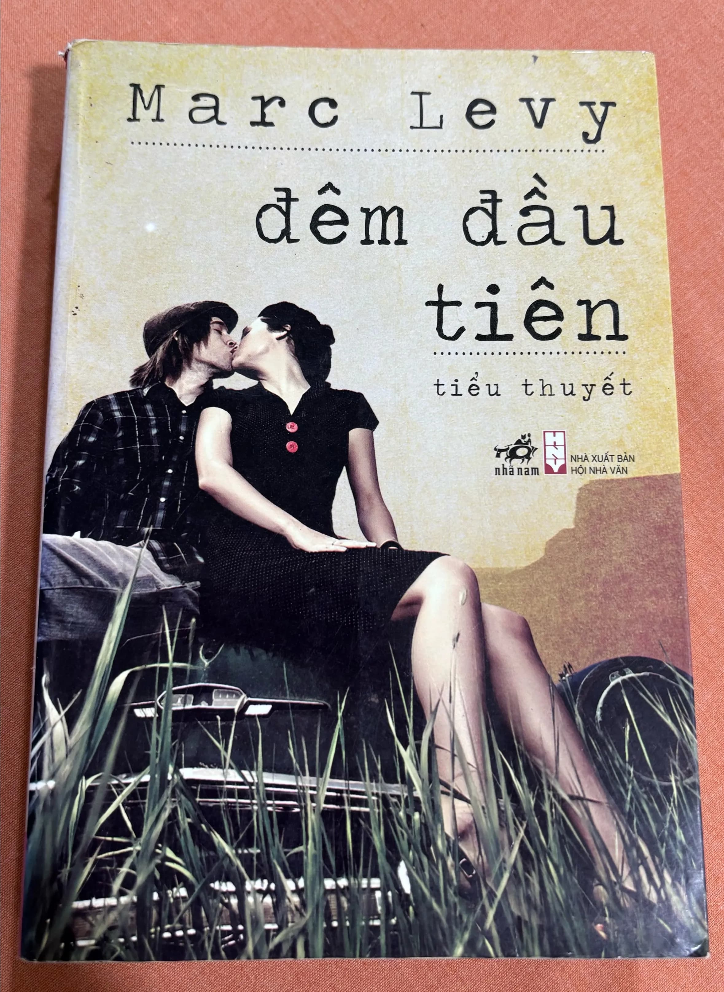 Đêm đầu tiên - Image 1