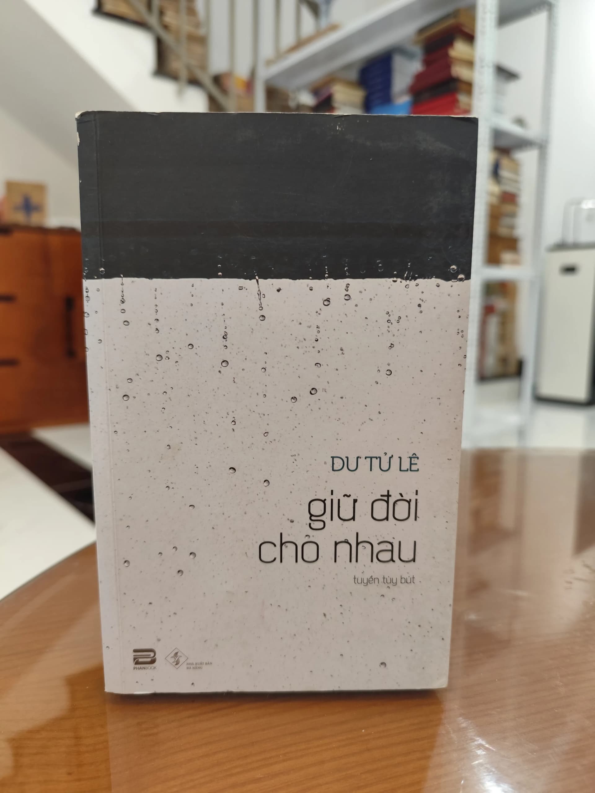 Giữ đời cho nhau - Image 1