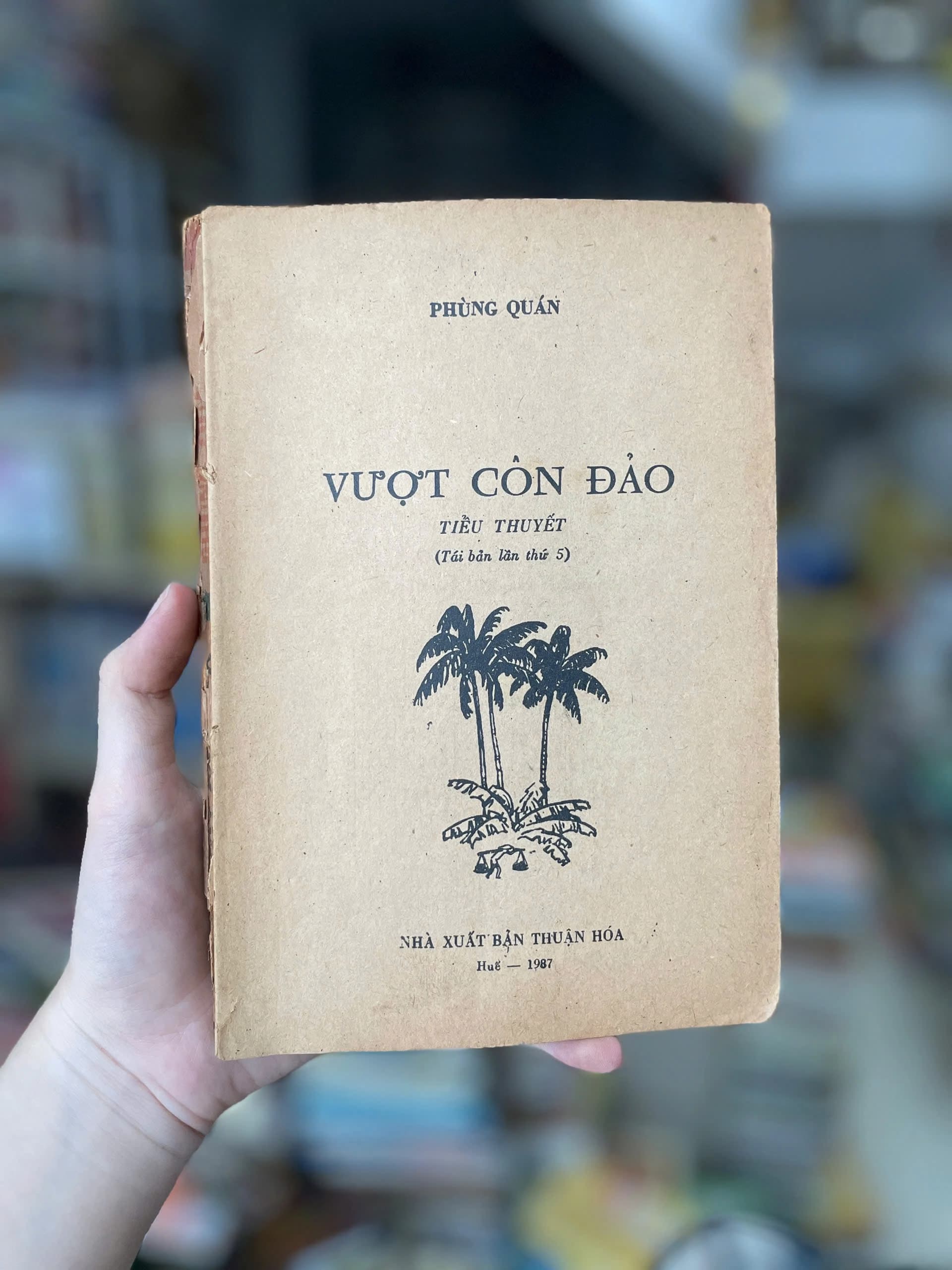 Vượt Côn Đảo - Phùng Quán - Image 1