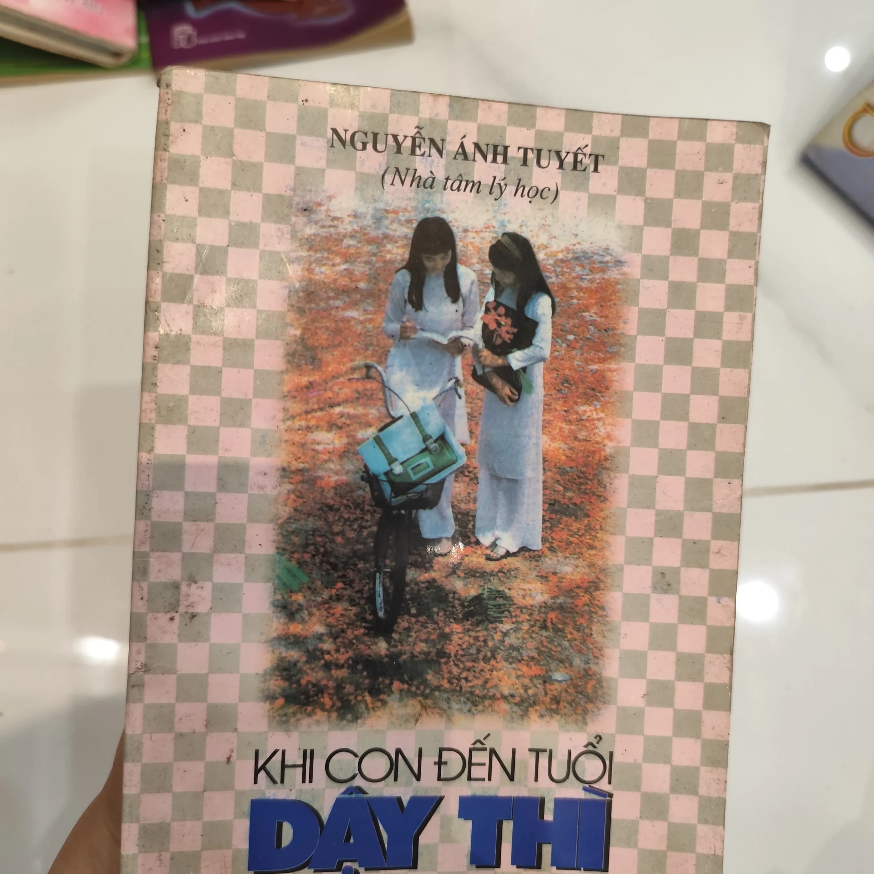 Khi con đến tuổi dậy thì - Image 1