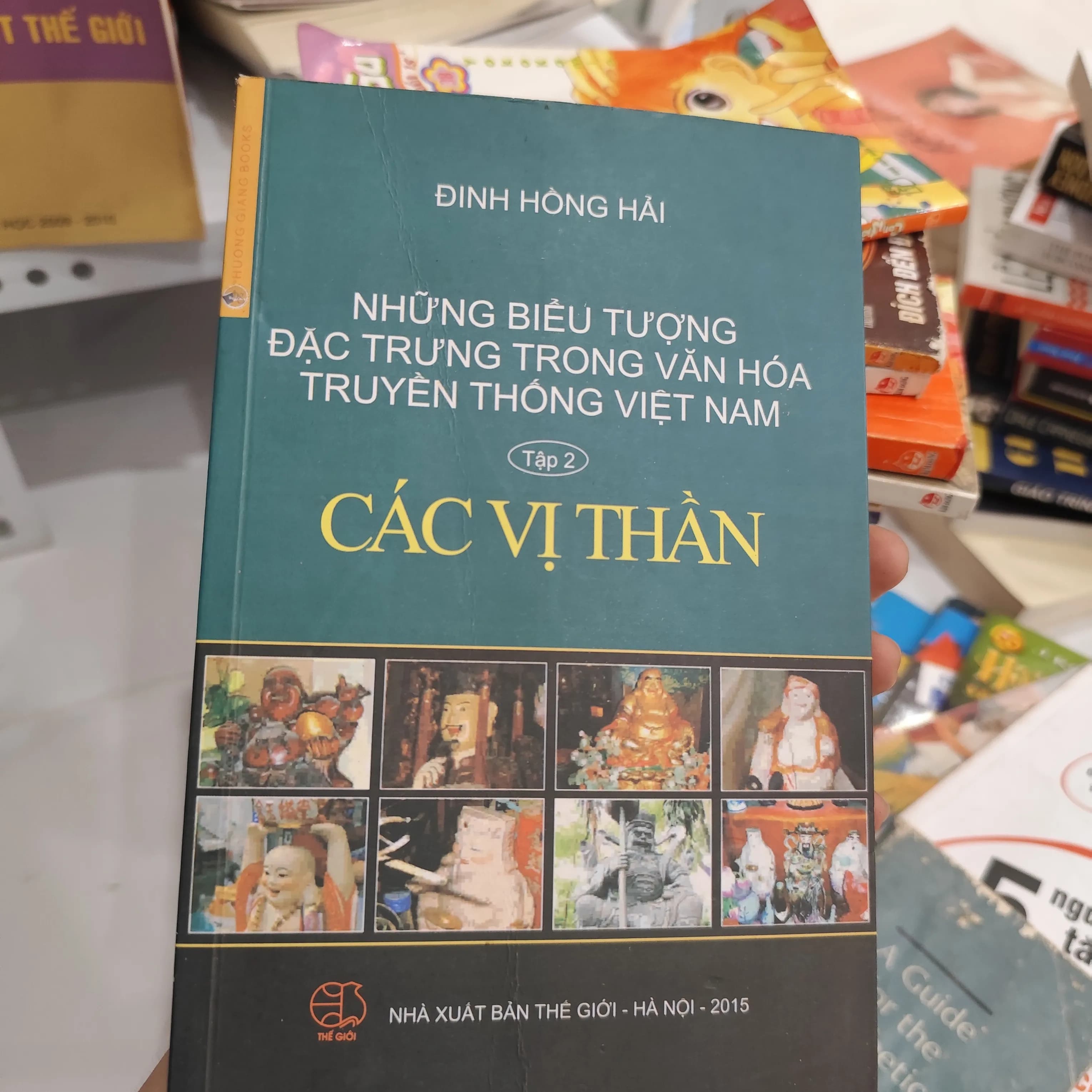 Những Biểu Tượng Đặc Trưng Trong Văn Hóa Truyền Thống Việt Nam - Tập 2: Các Vị Thần" - Image 1