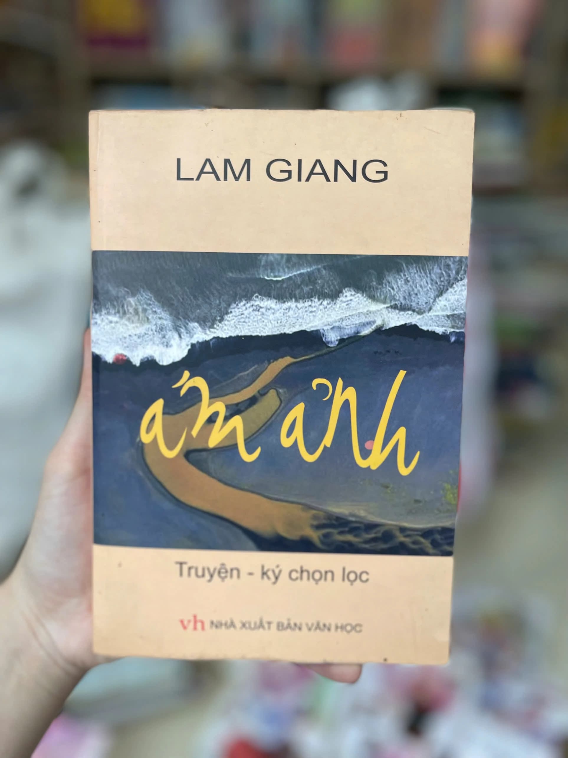Ám Ảnh - Lâm Giang ( Truyện - ký chọn lọc) - Image 1