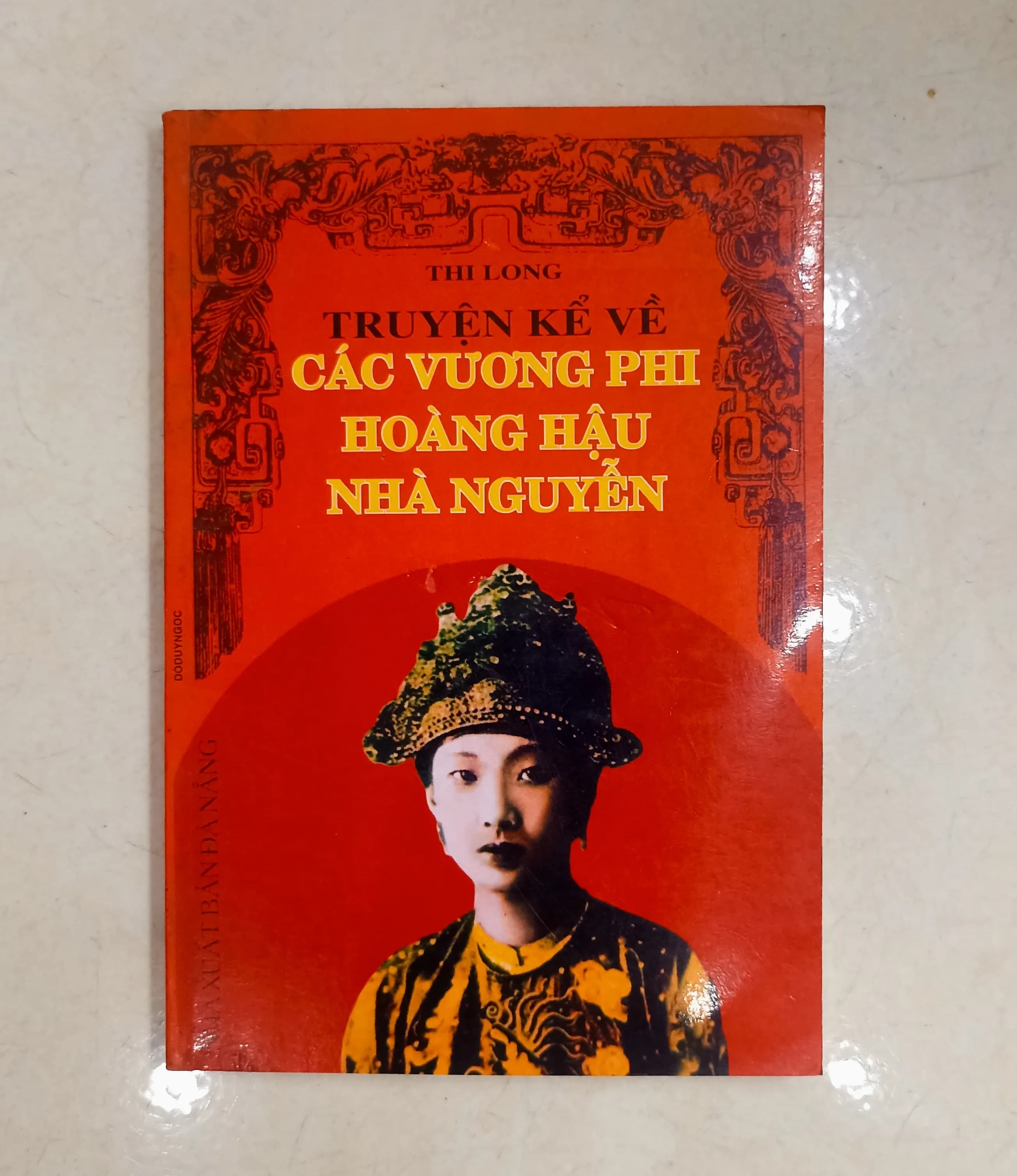 Truyện kể về các vương phi hoàng hậu nhà Nguyễn - Image 1