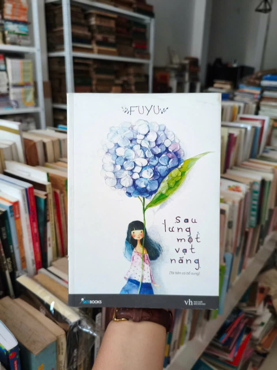 SAU LƯNG MỘT VẠT NẮNG - Fuyu - Image 1