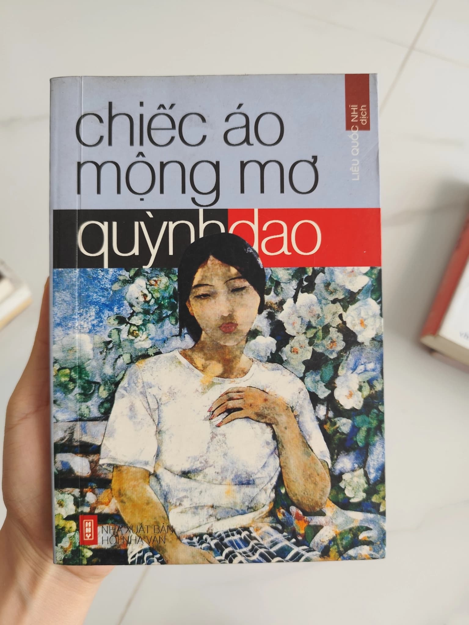 Chiếc áo mộng mơ Quỳnh Giao - Image 1