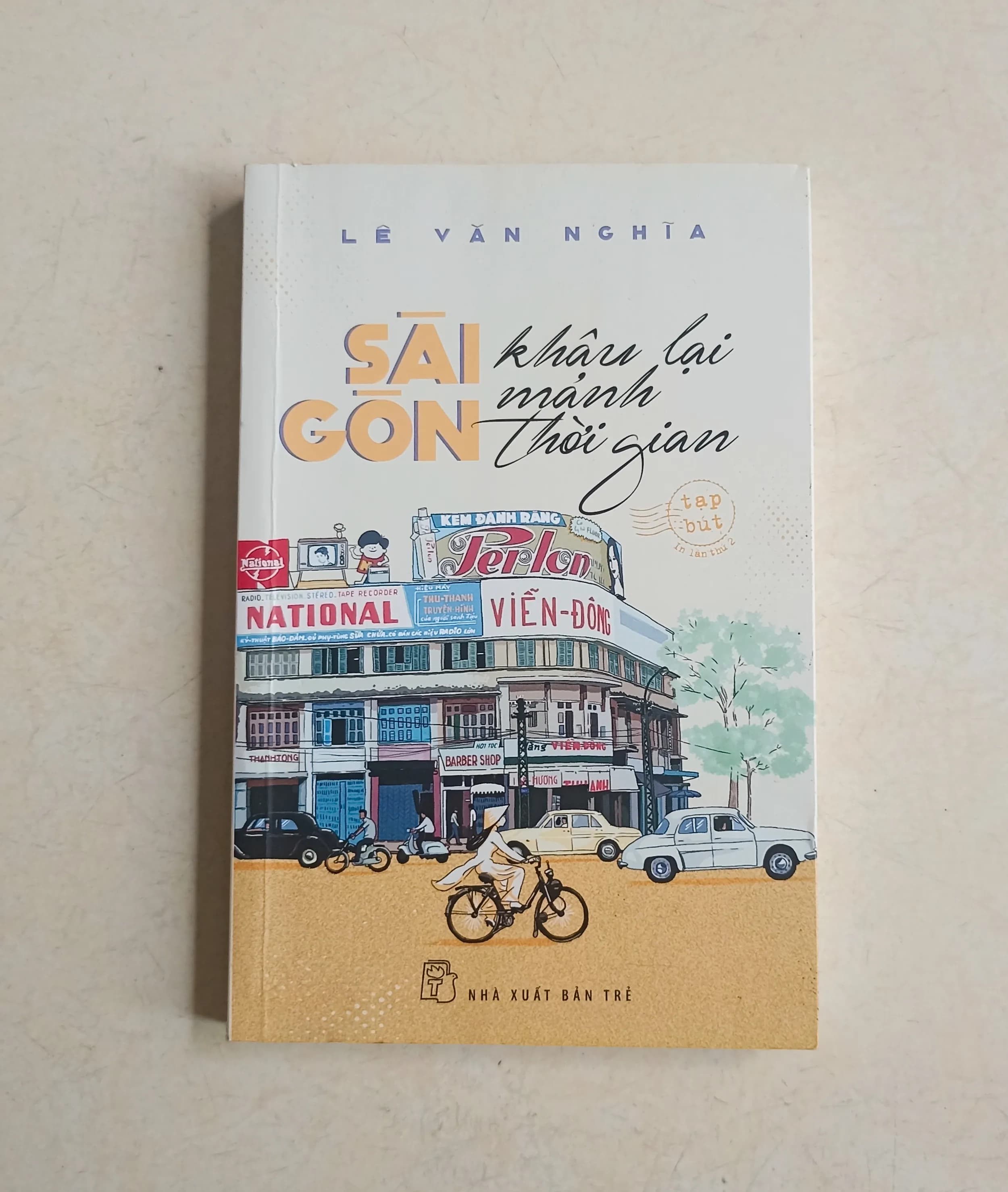 Sài Gòn khâu lại mảnh thời gian - Image 1