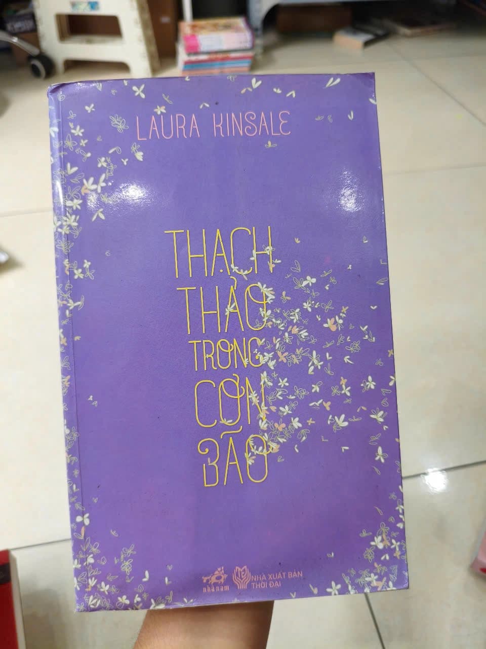 Thạch Thảo Trong Cơn Bão - Image 1