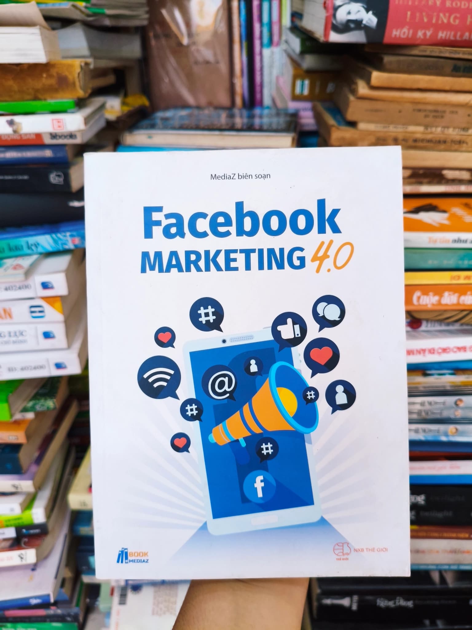 Facebook marketing 4.0 - Image 1