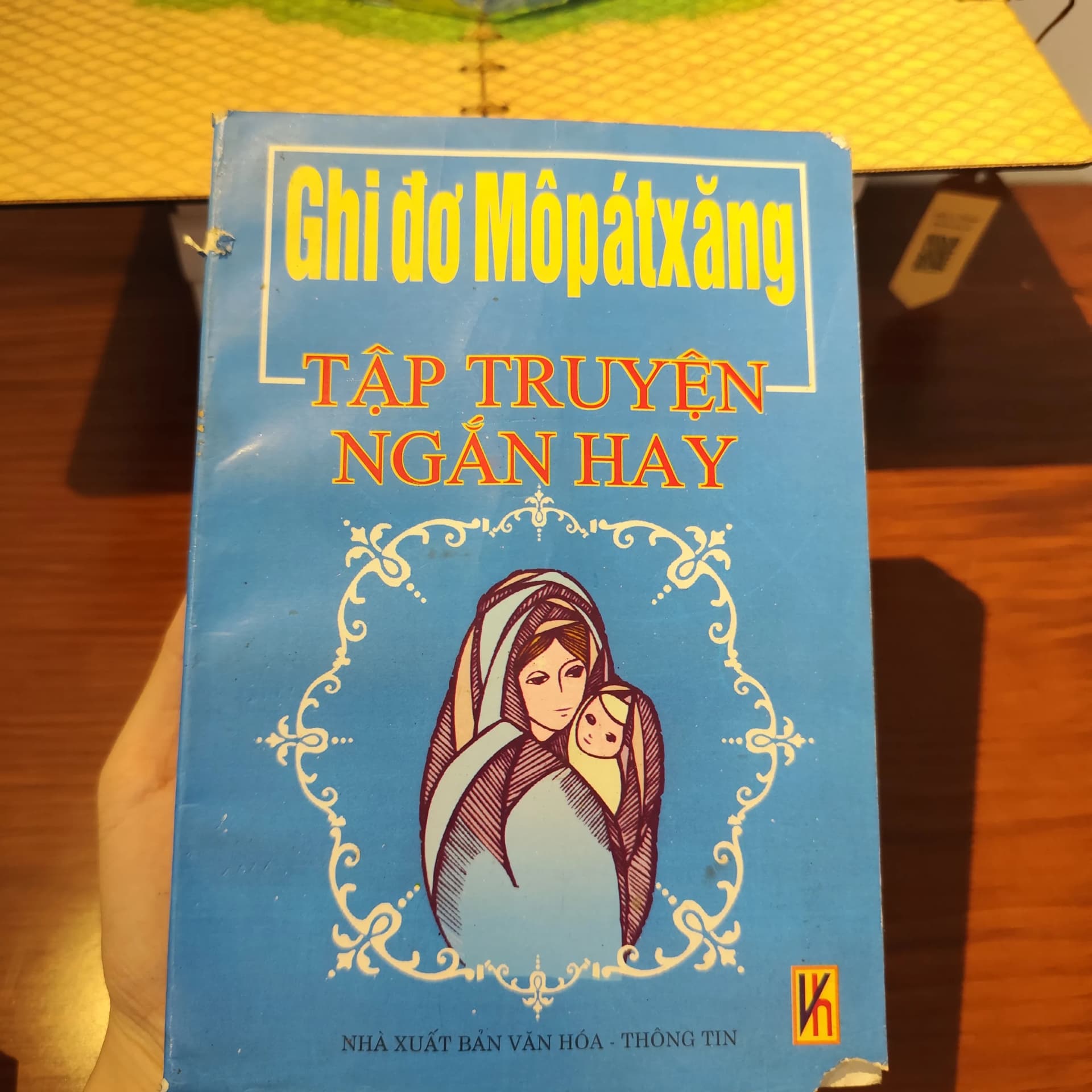 Ghi đơ Mô pát Xăng- Tập truyện ngắn hay - Image 1