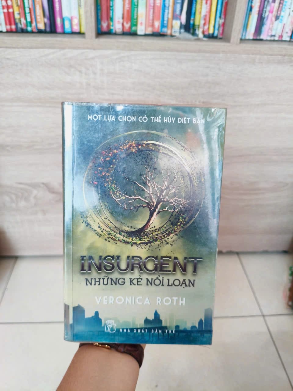 Những Kẻ Nổi Loạn - Insurgent - Image 1