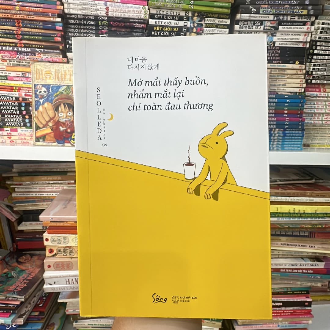 Mở mắt thấy buồn, Nhắm mắt lại chỉ toàn đau thương - Image 1