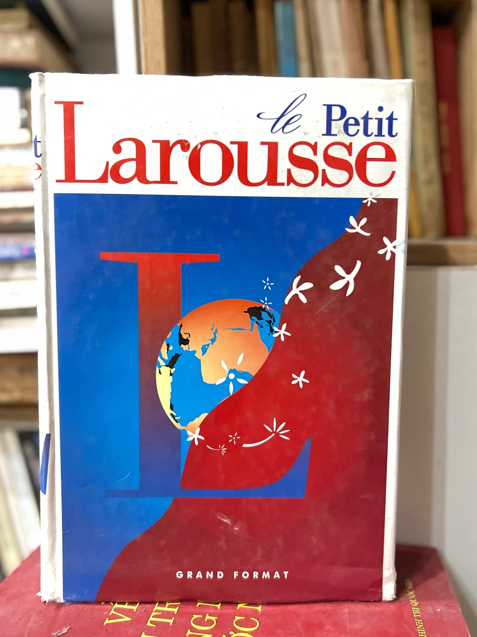 Le Petit Larousse Illustre 1999 - Image 1
