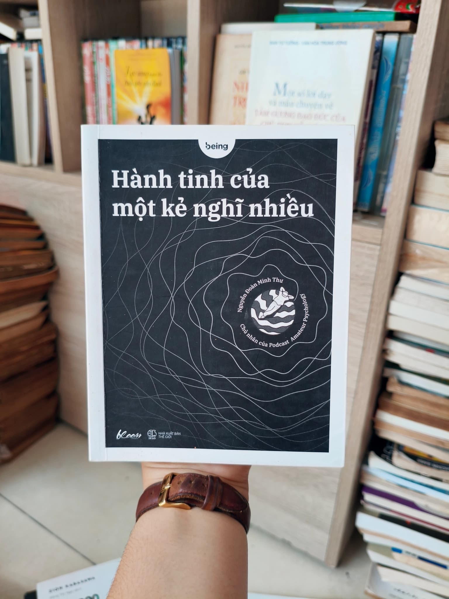 Hành tinh của kẻ nghĩ nhiều - Image 1