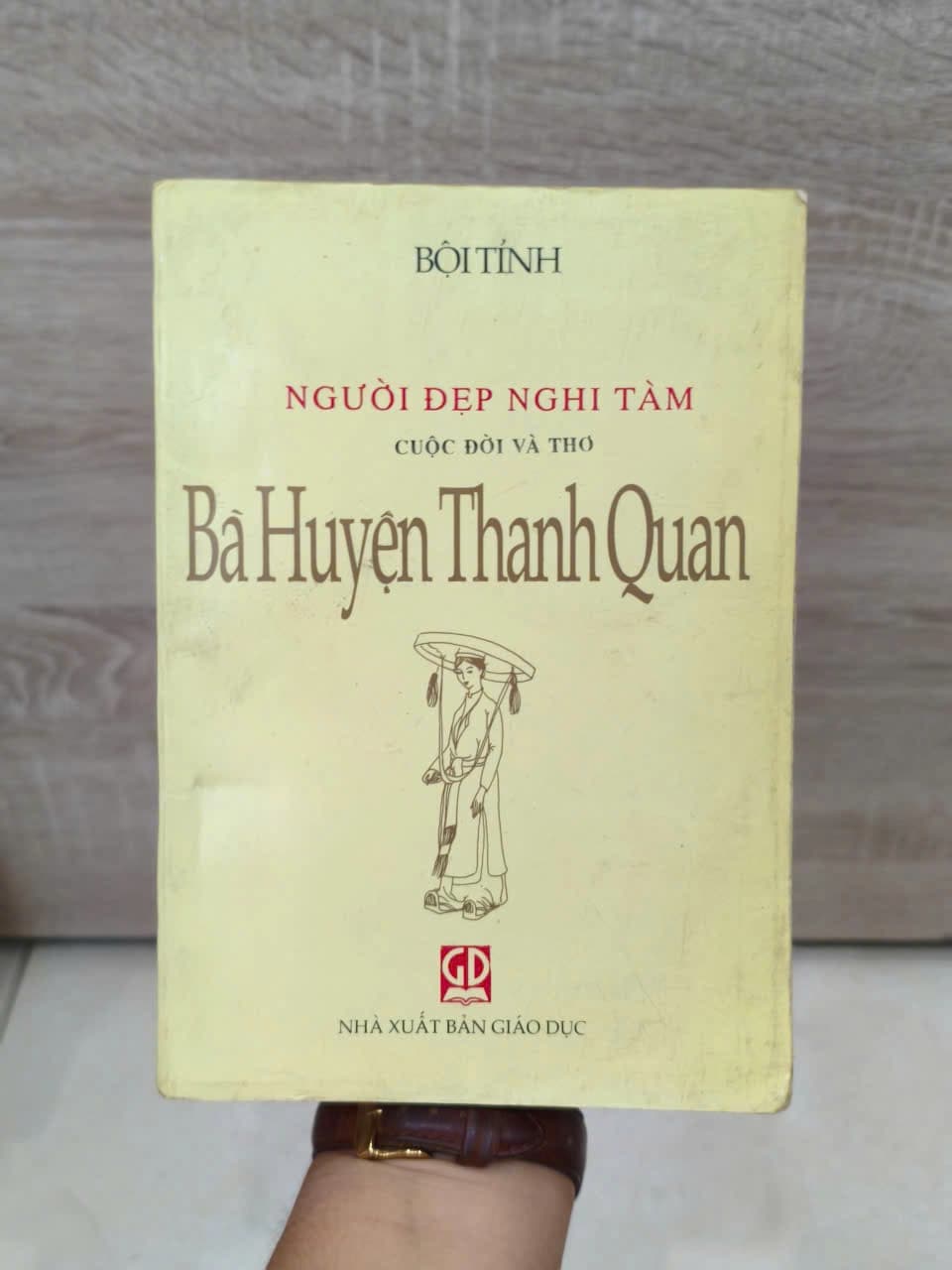 Người Đẹp Nghi Tàm, Cuộc Đời Và Thơ Bà Huyện Thanh Quan - Image 1