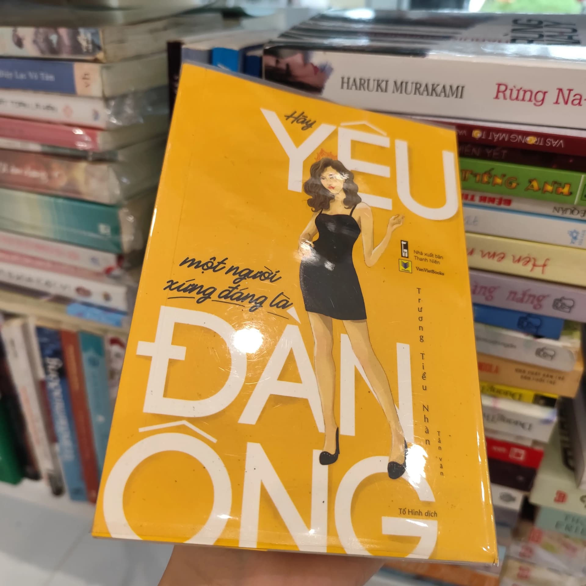 Hãy yêu một người xứng đáng là đàn ông - Image 1