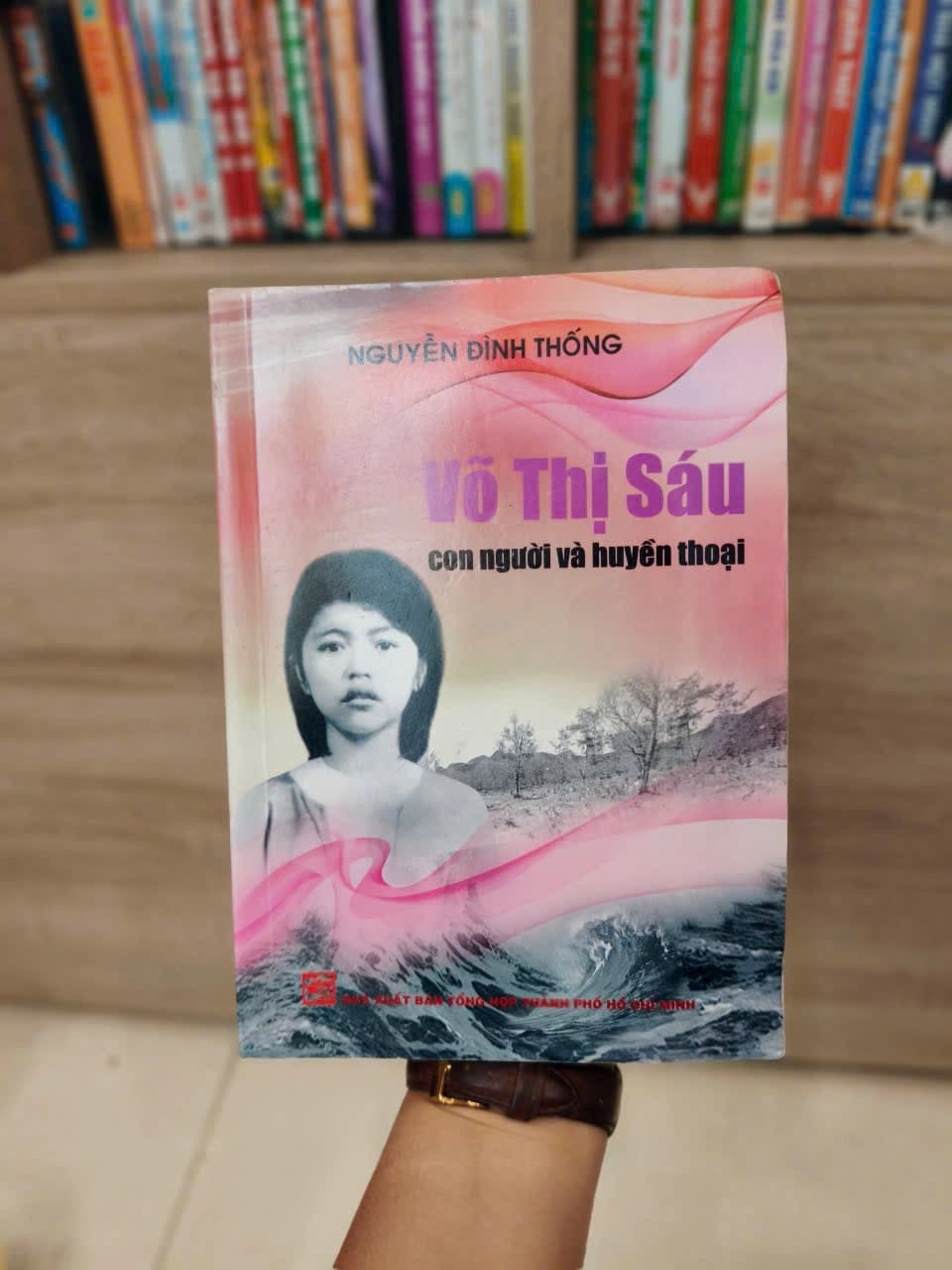 Võ Thị Sáu con người và huyền thoại - Image 1